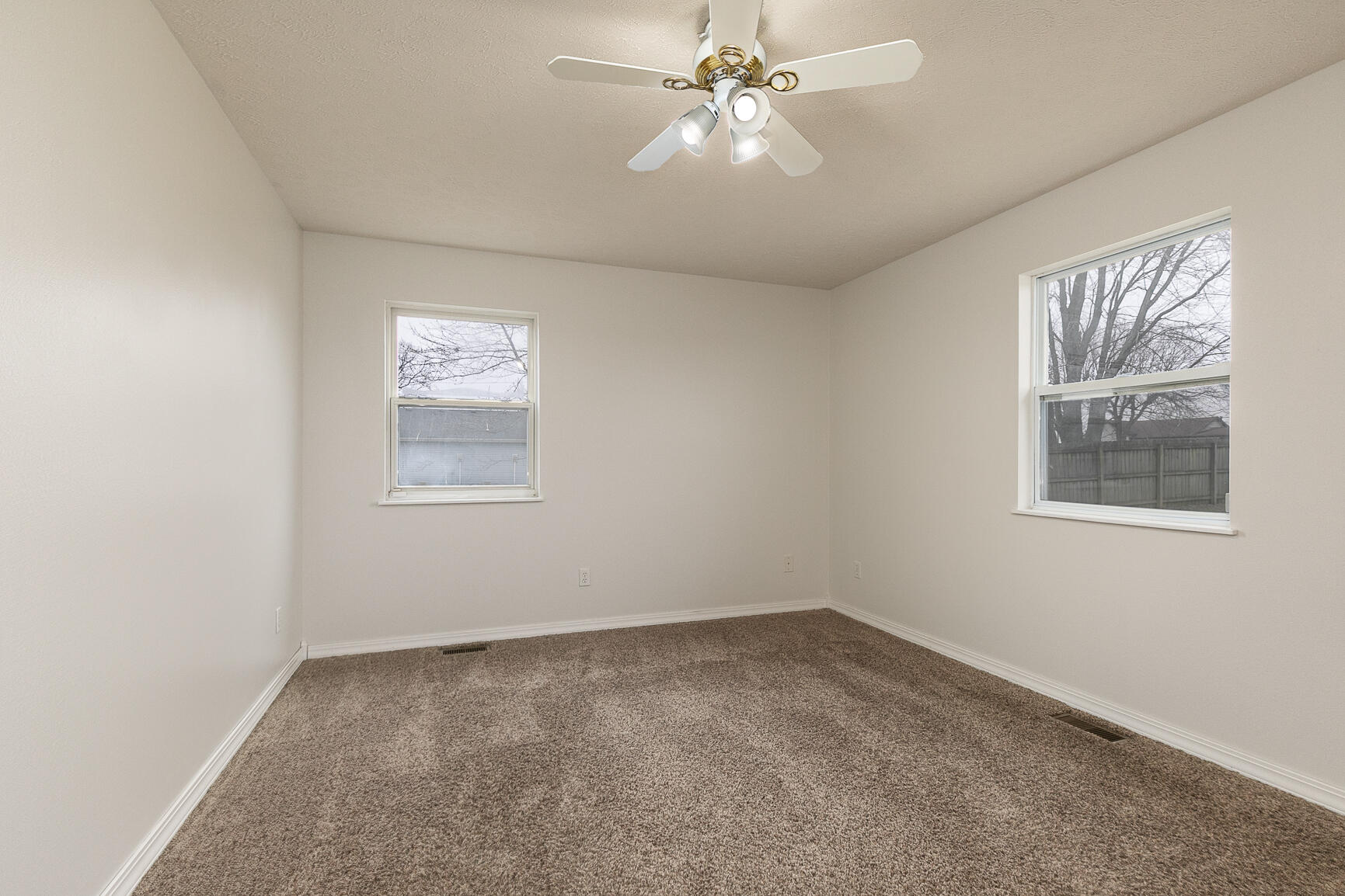 319 Meadowlark Road Property Photo 15