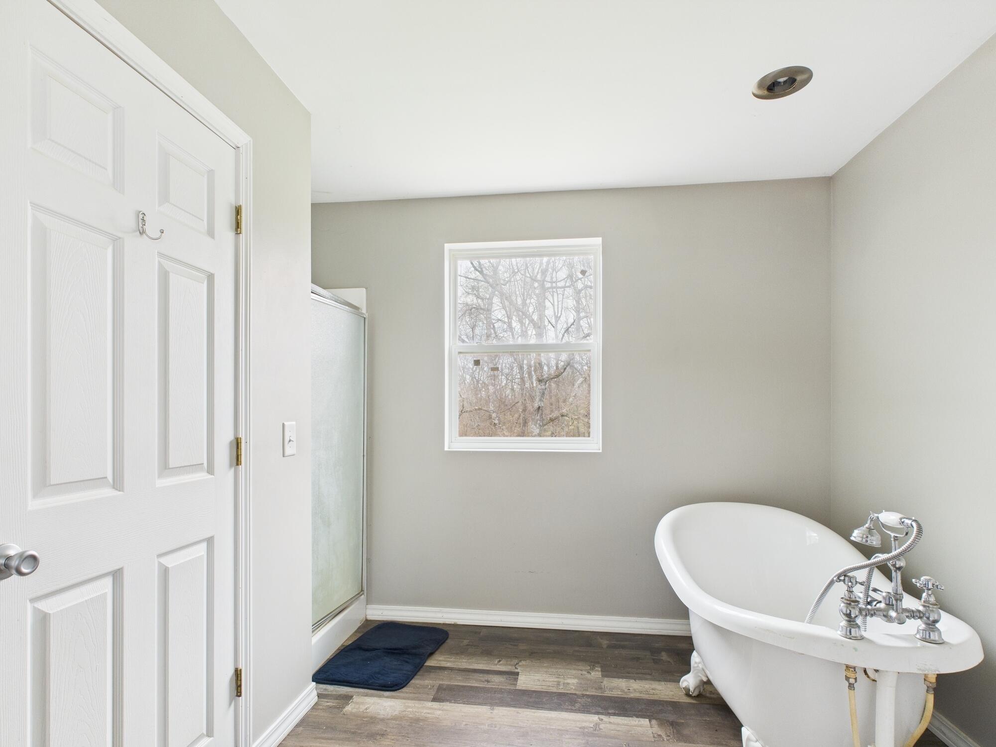 2305 King Road Property Photo 10