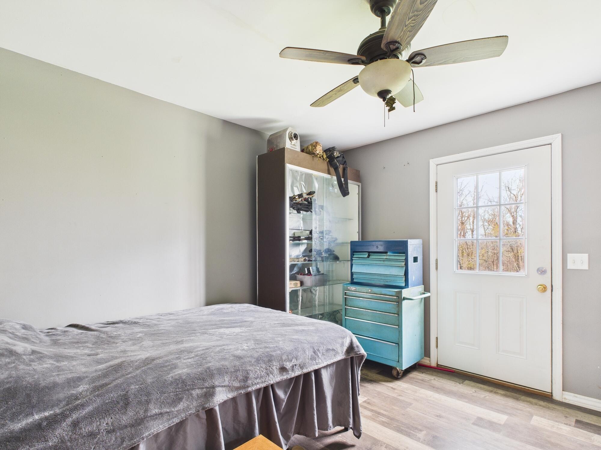 2305 King Road Property Photo 13
