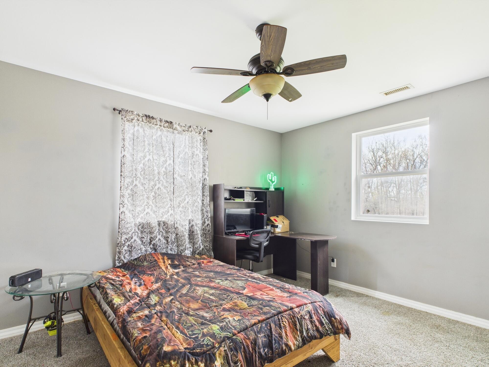2305 King Road Property Photo 14
