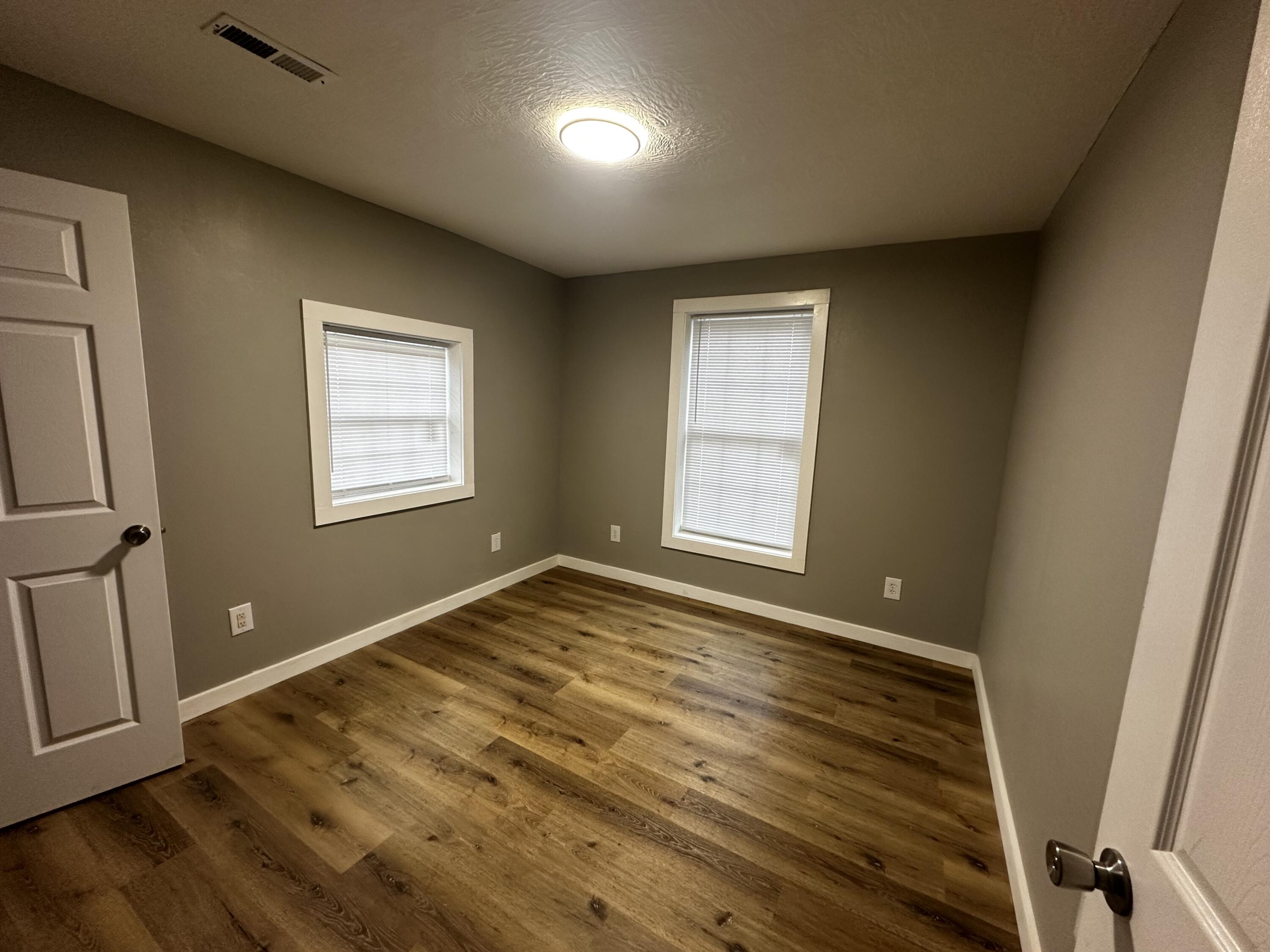 1120 North Concord Avenue Property Photo 8