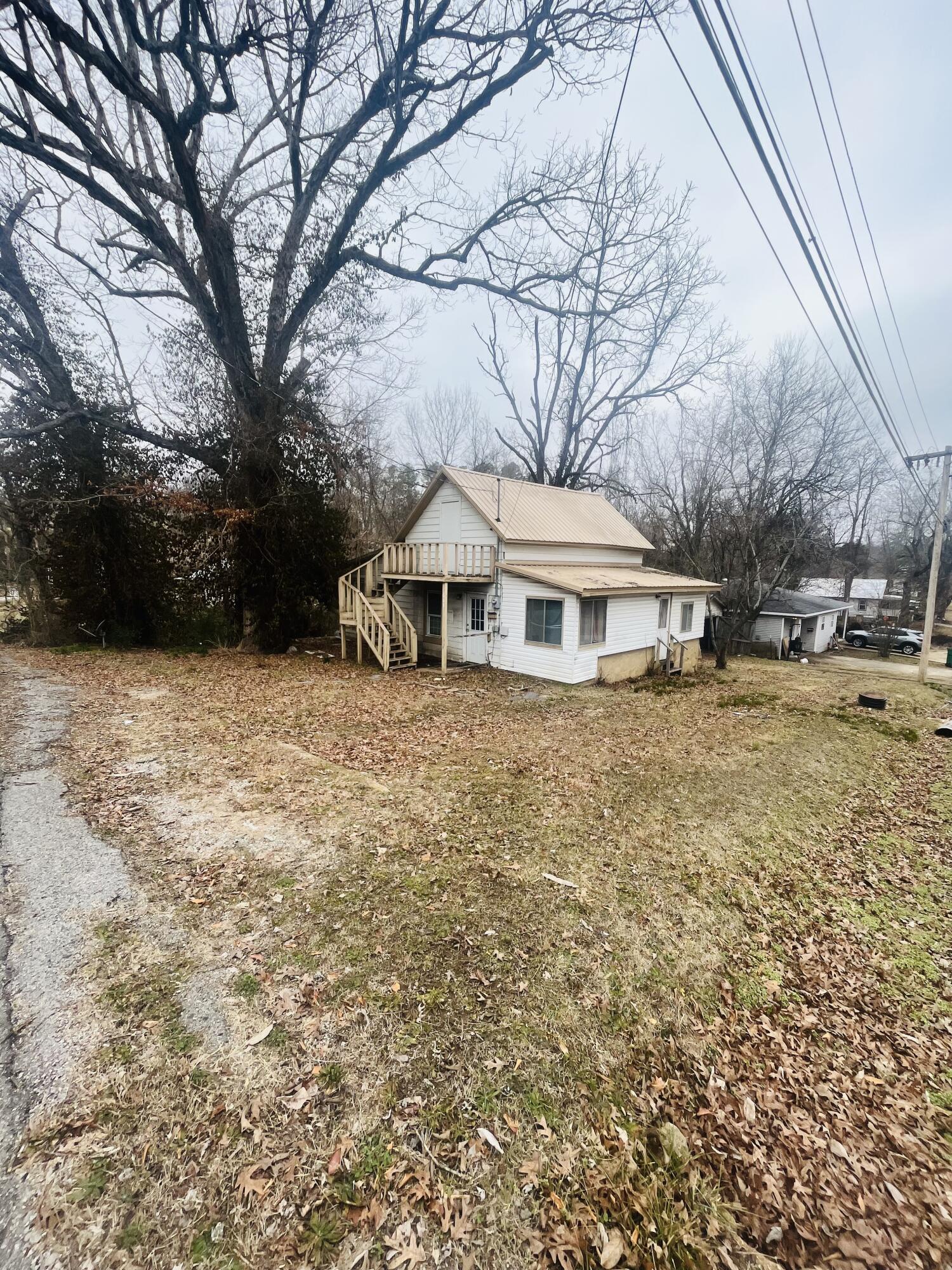 604 Poplar Street Property Photo 2