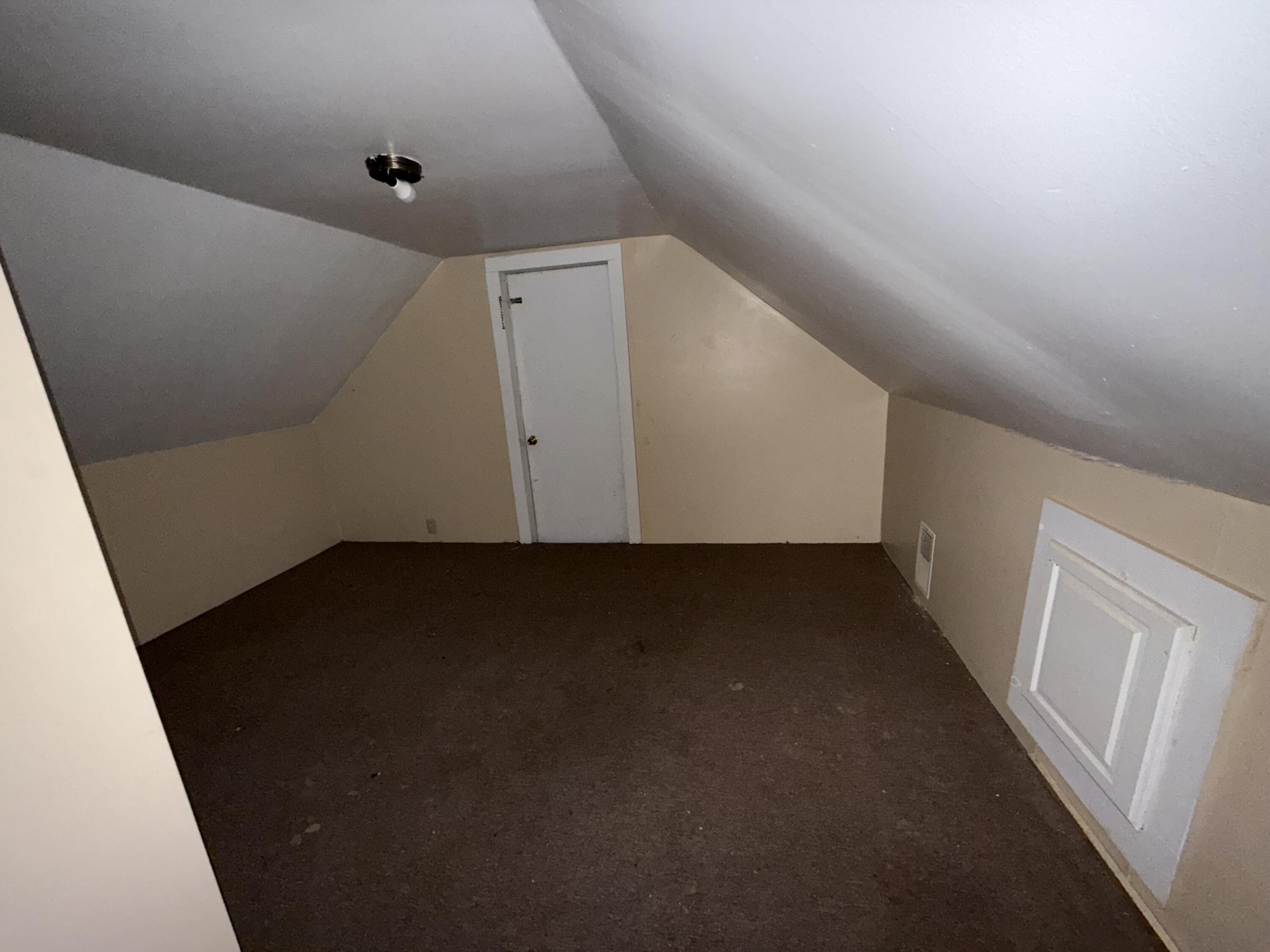 604 Poplar Street Property Photo 18