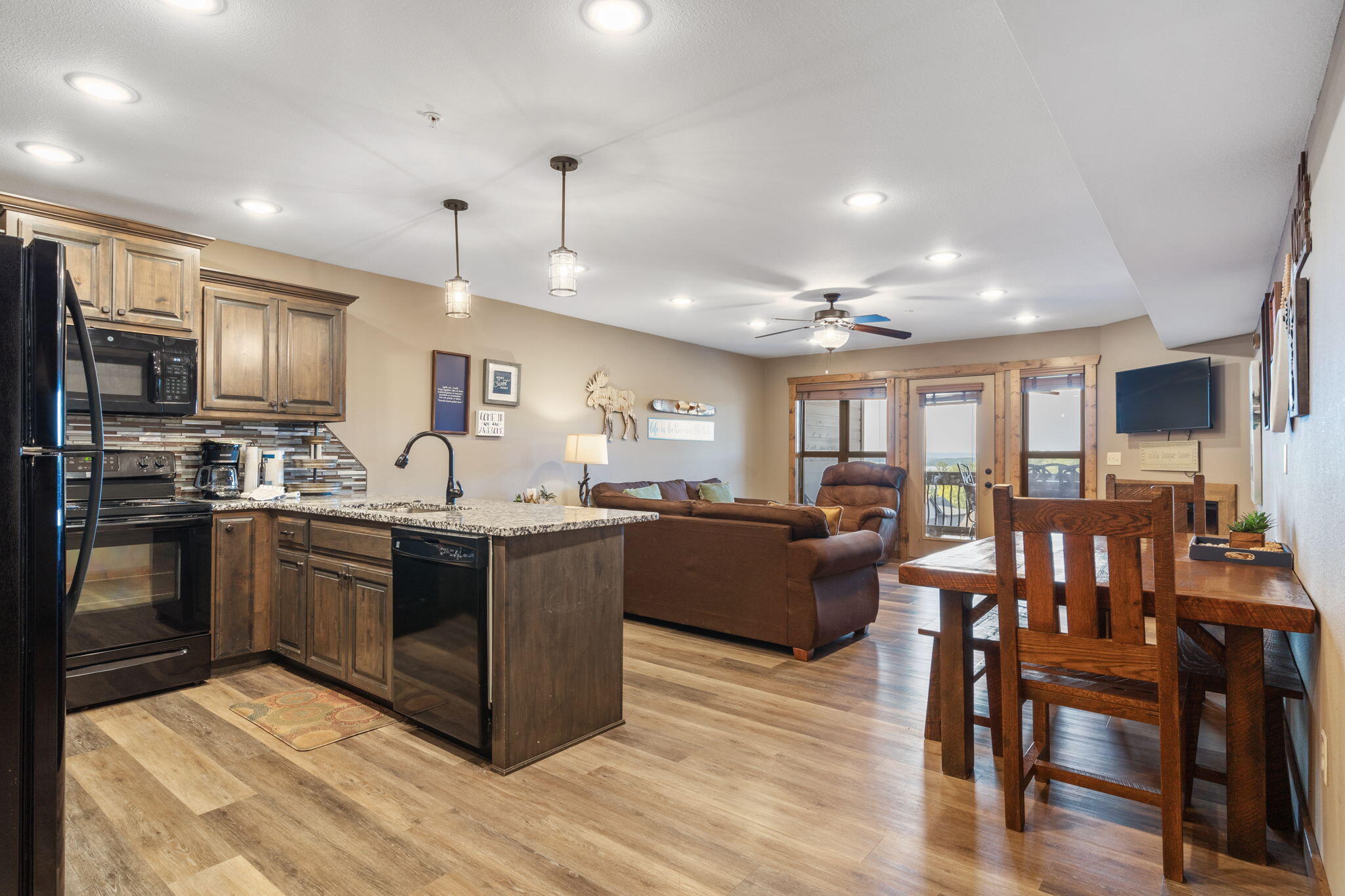 172 Dogwood Park Trail Property Photo 7