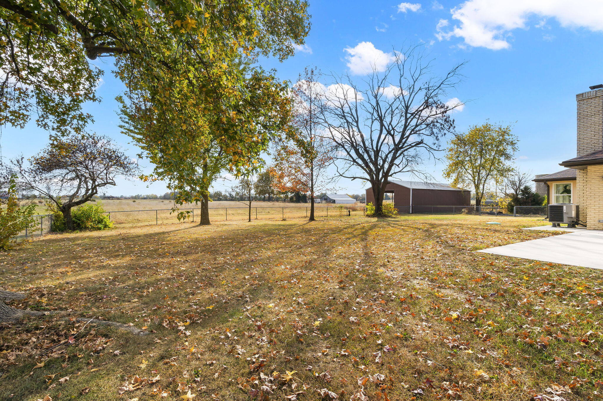 6522 East Farm Road 186 Property Photo 31
