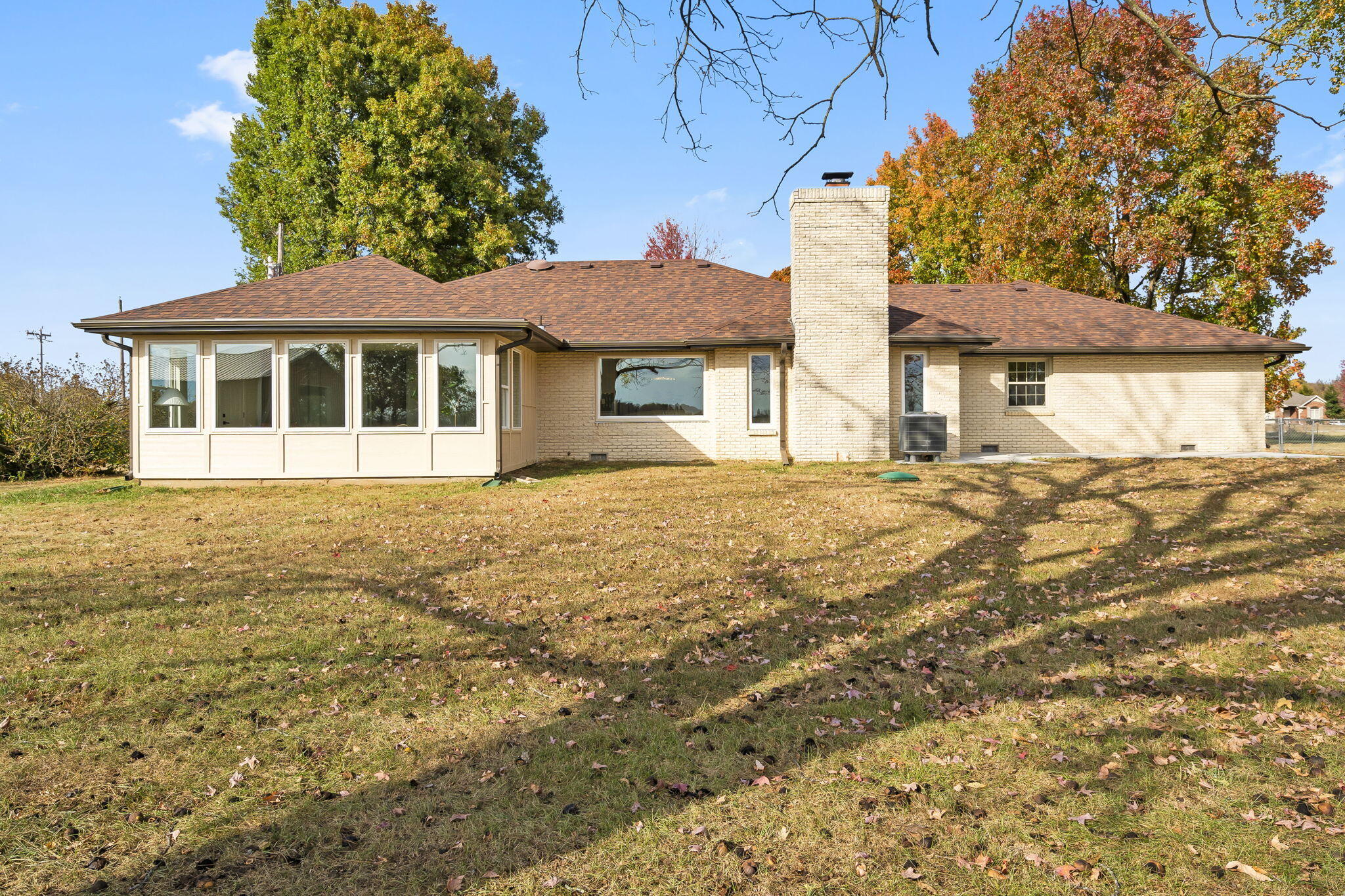 6522 East Farm Road 186 Property Photo 32