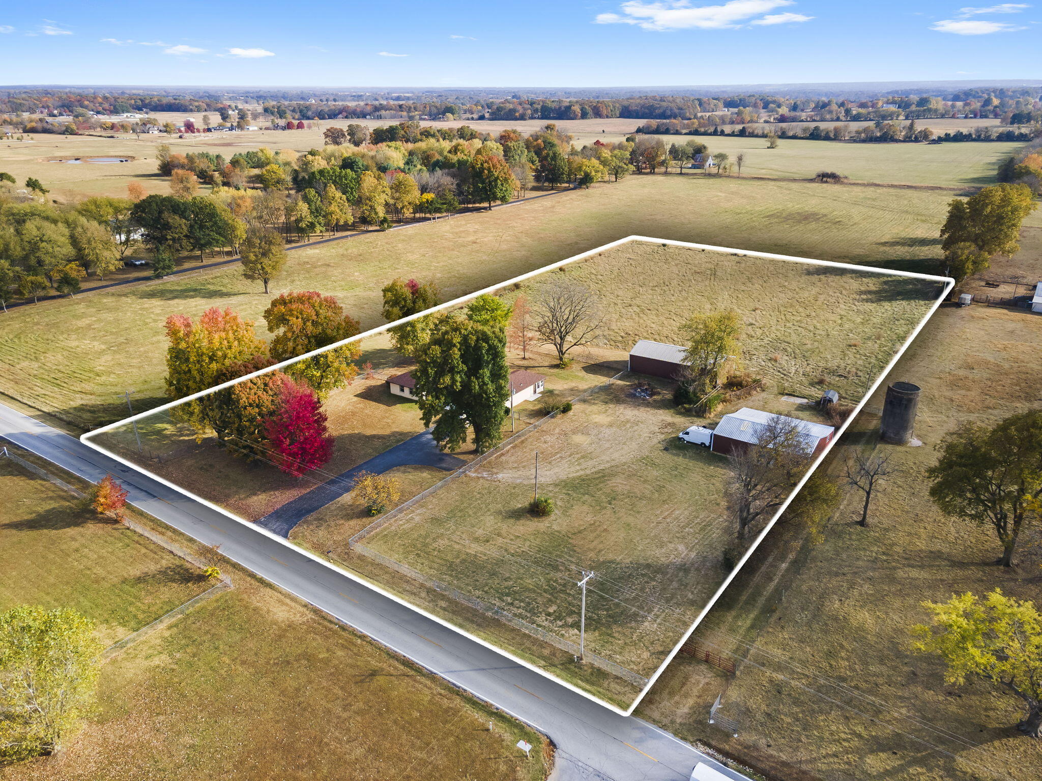 6522 East Farm Road 186 Property Photo 41