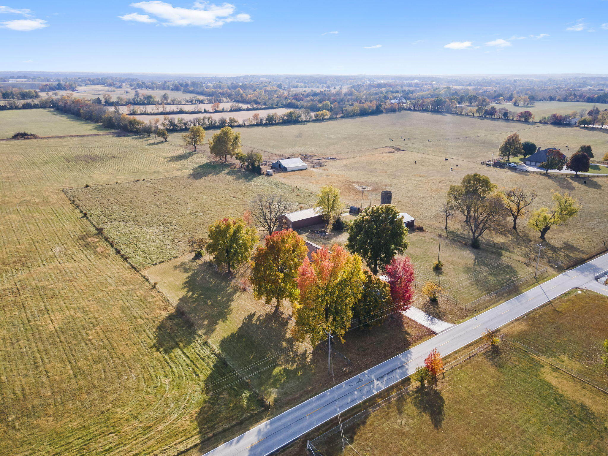 6522 East Farm Road 186 Property Photo 43