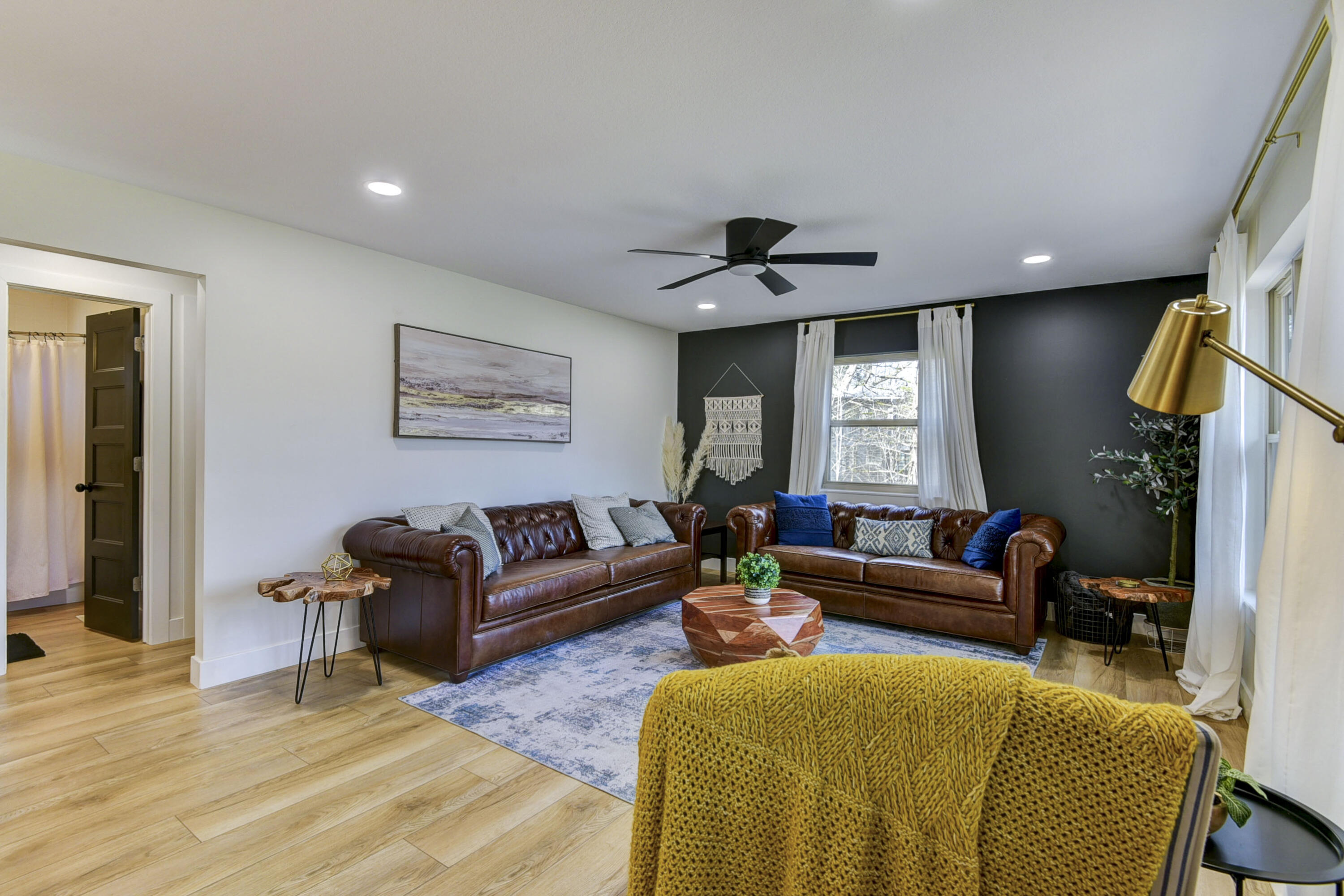 27534 Farm Road 2240 Property Photo 16