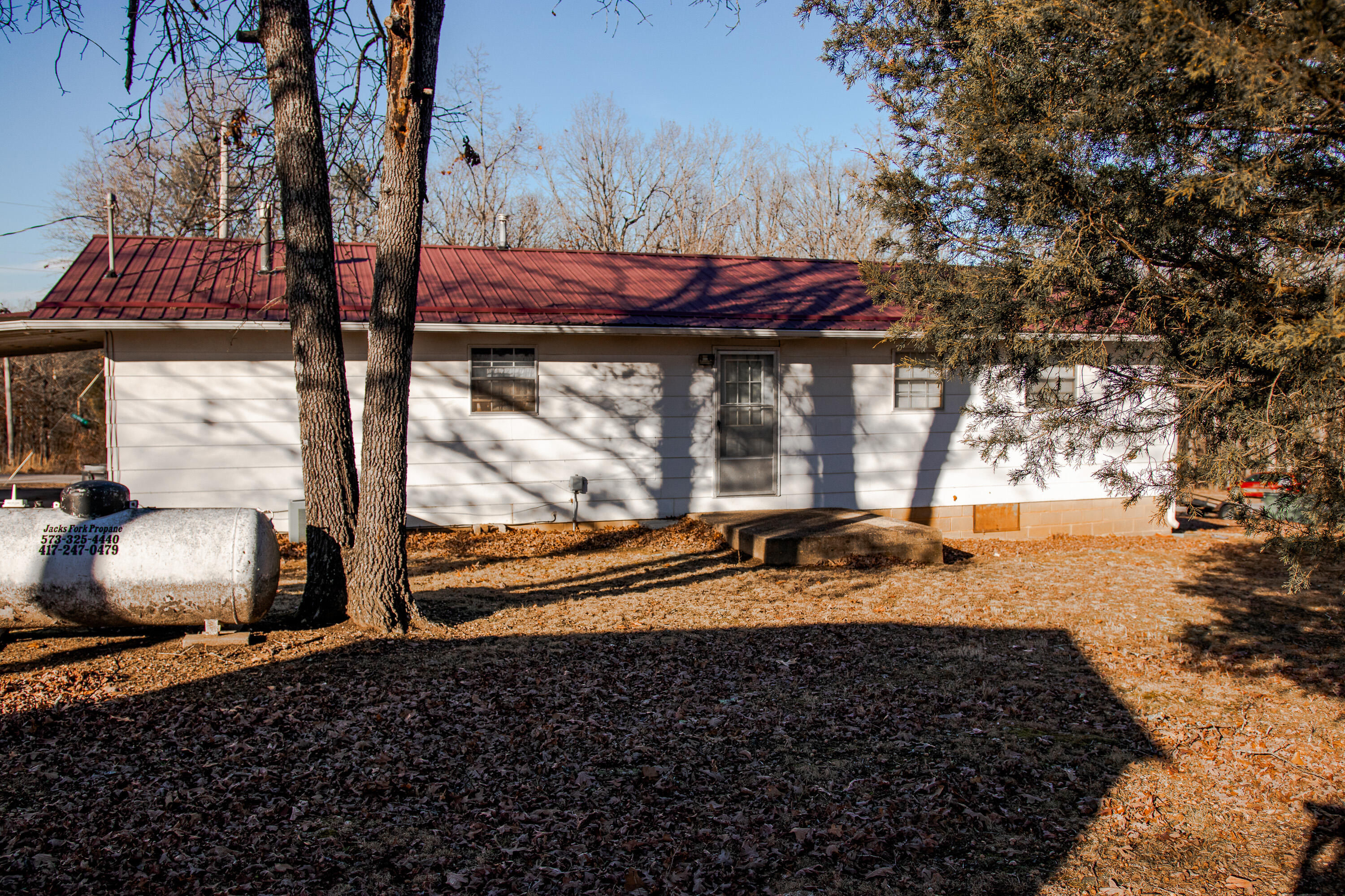 17162 Edgewood Drive Property Photo 2