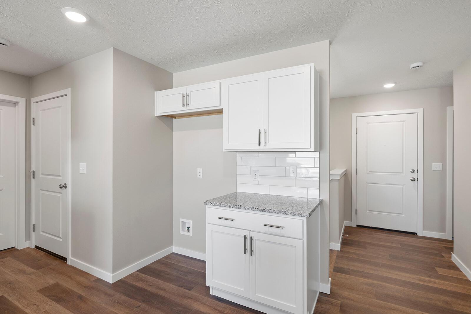 2125 South Mesa Drive Property Photo 19