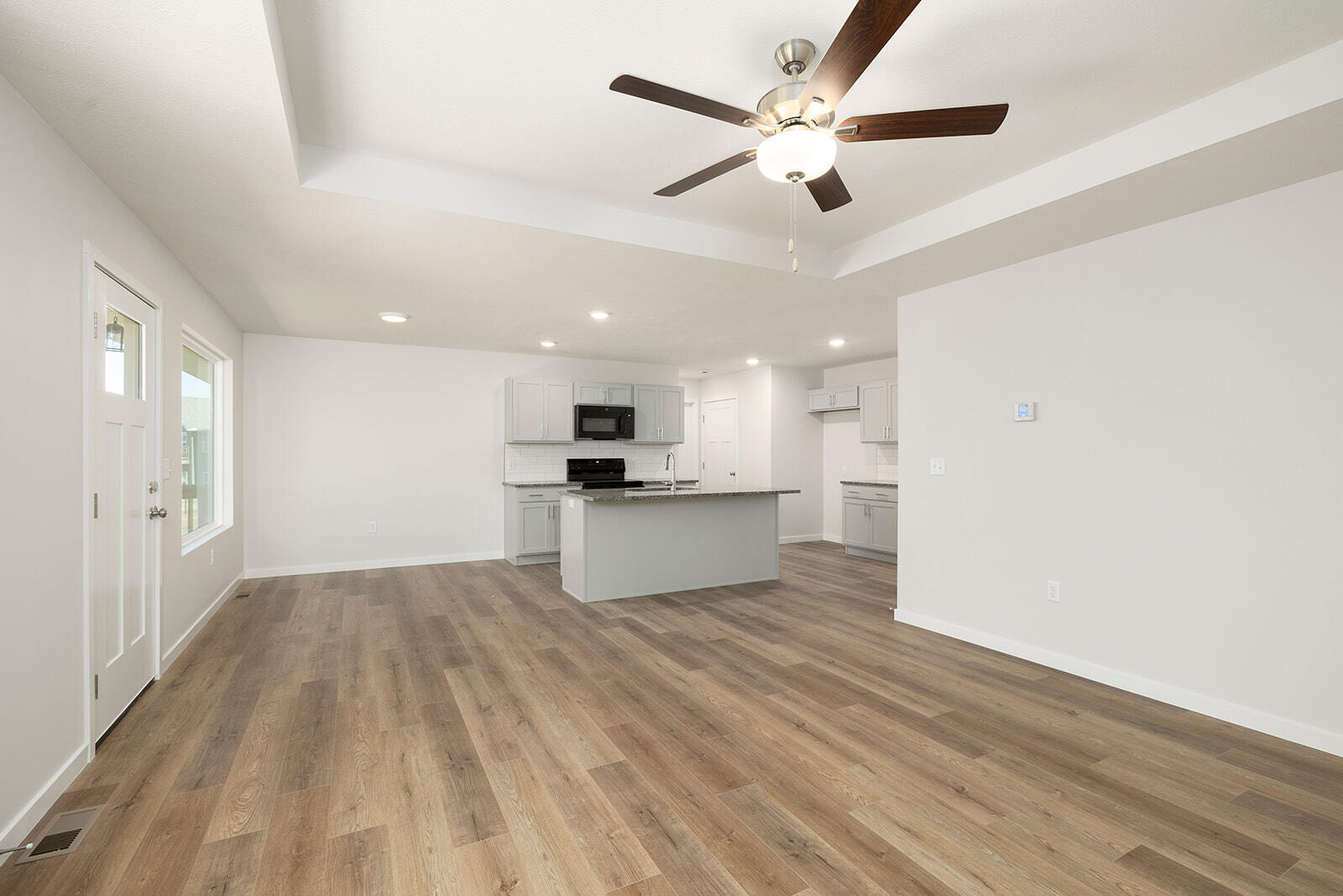 2265 South Mesa Drive Property Photo 4