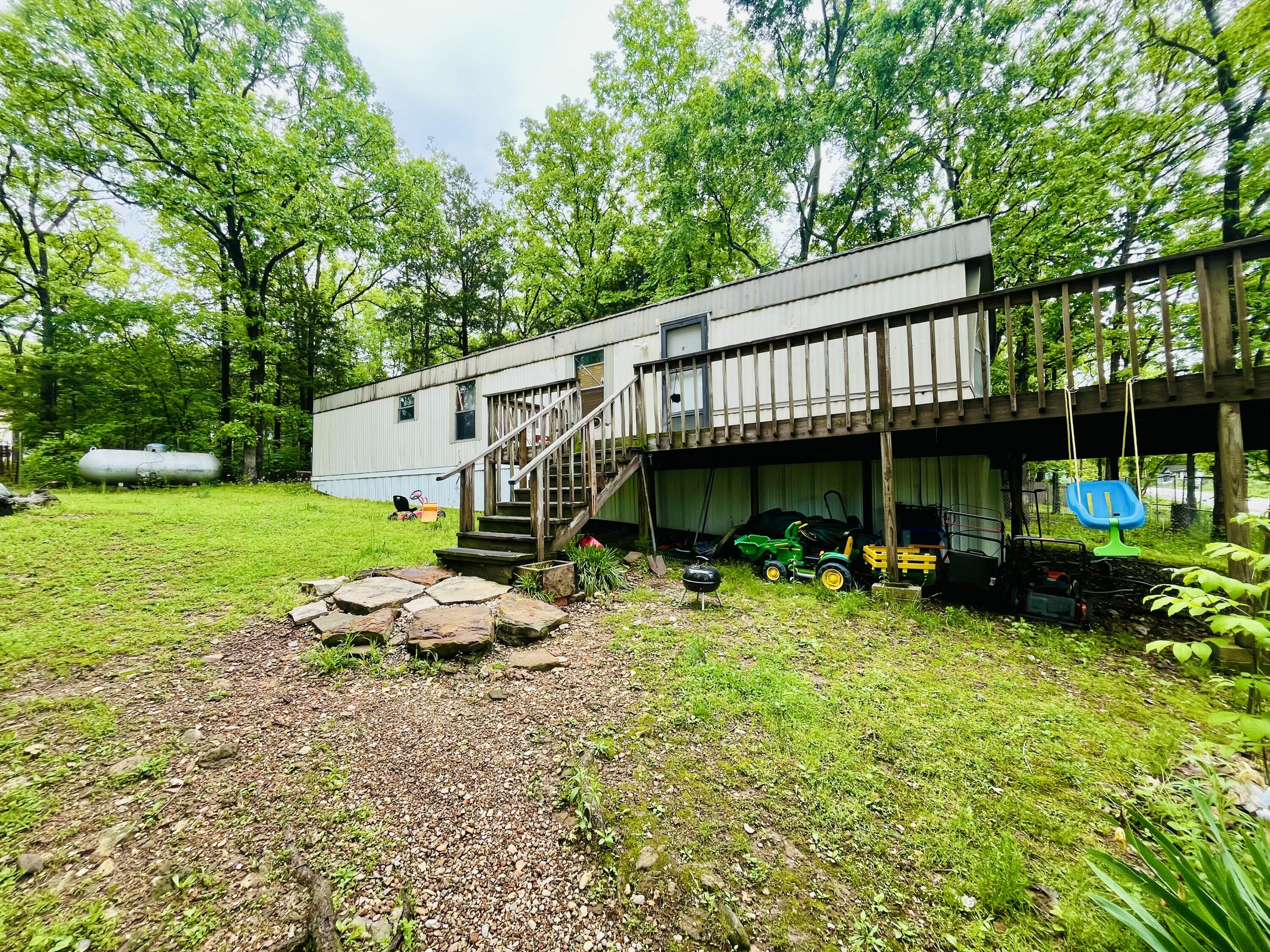 4087 Oakwood Road Property Photo