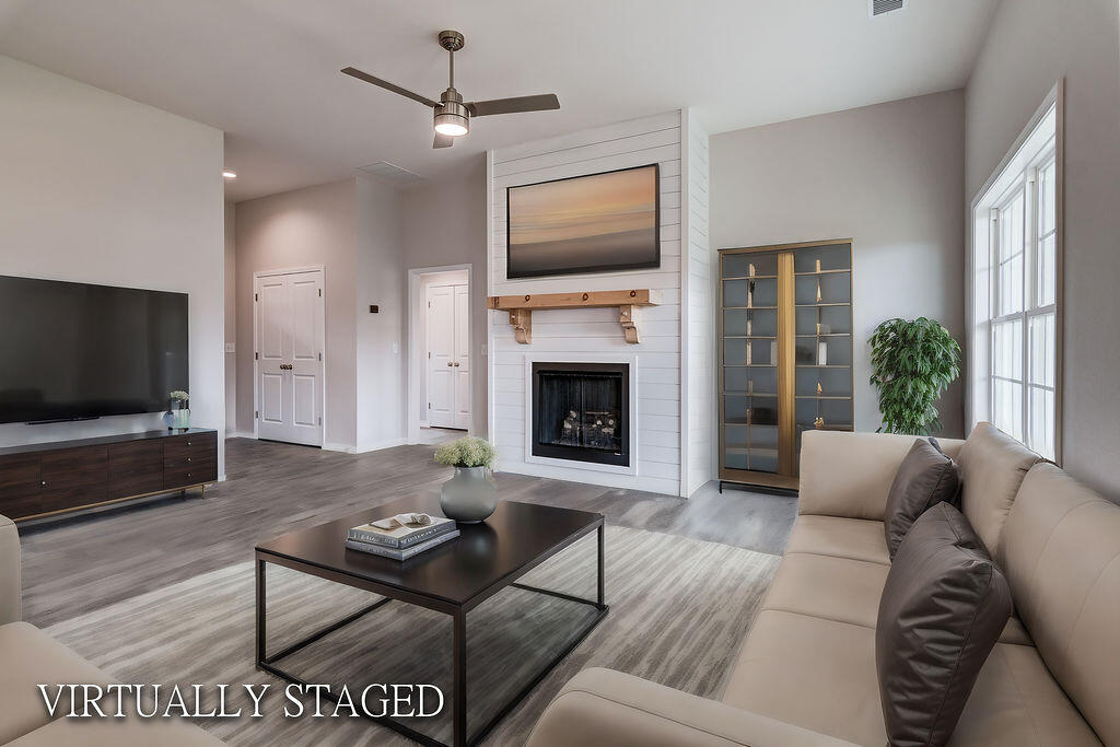 657 North Montego Street Property Photo 7