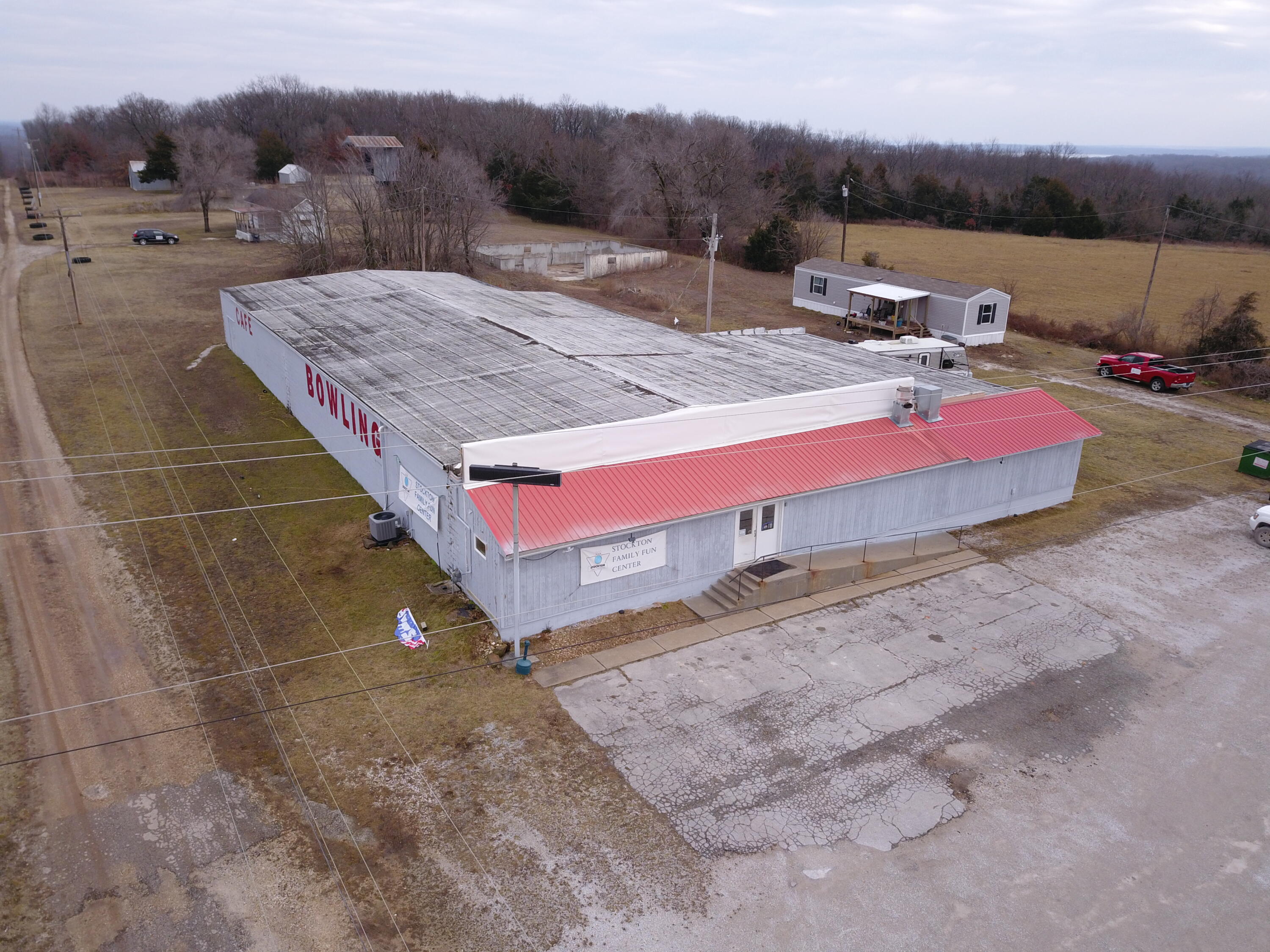 15015 South 1453 Road Property Photo 4
