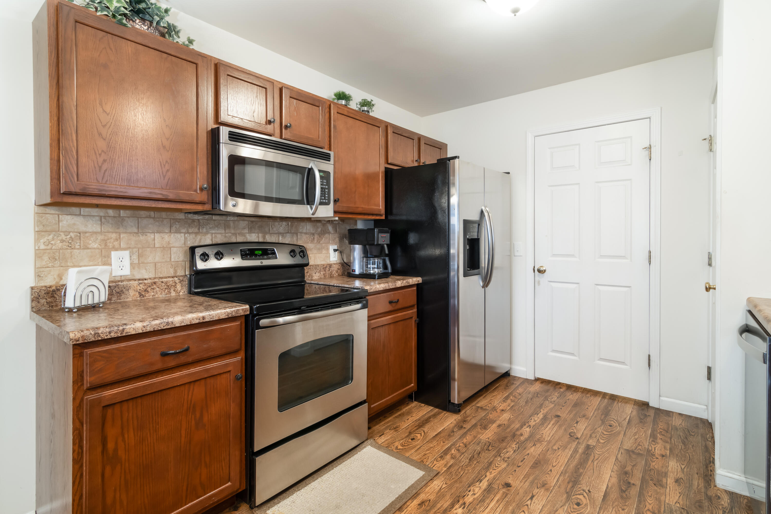 5422 Twelve Oaks Road Property Photo 10