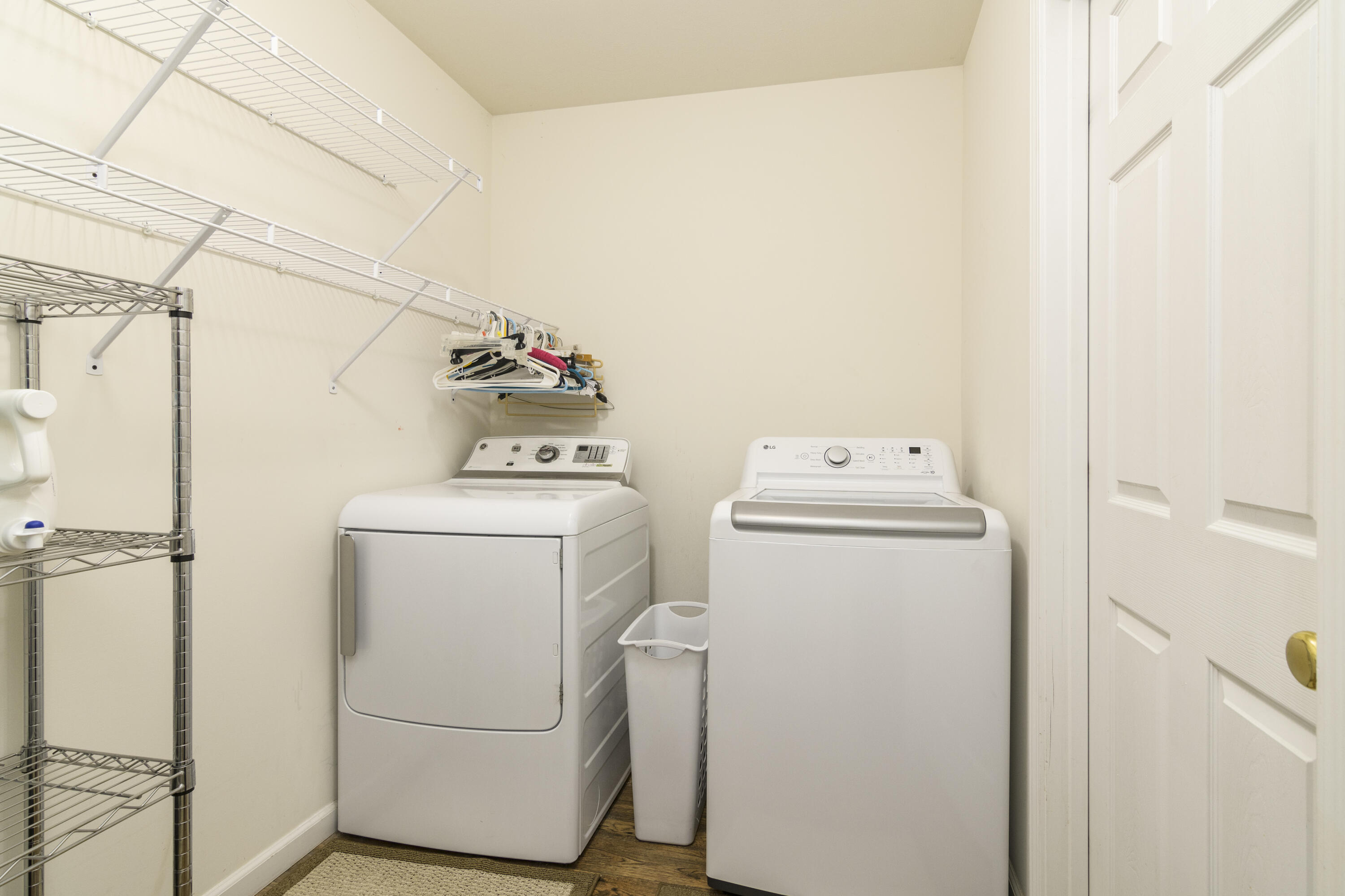 5422 Twelve Oaks Road Property Photo 12