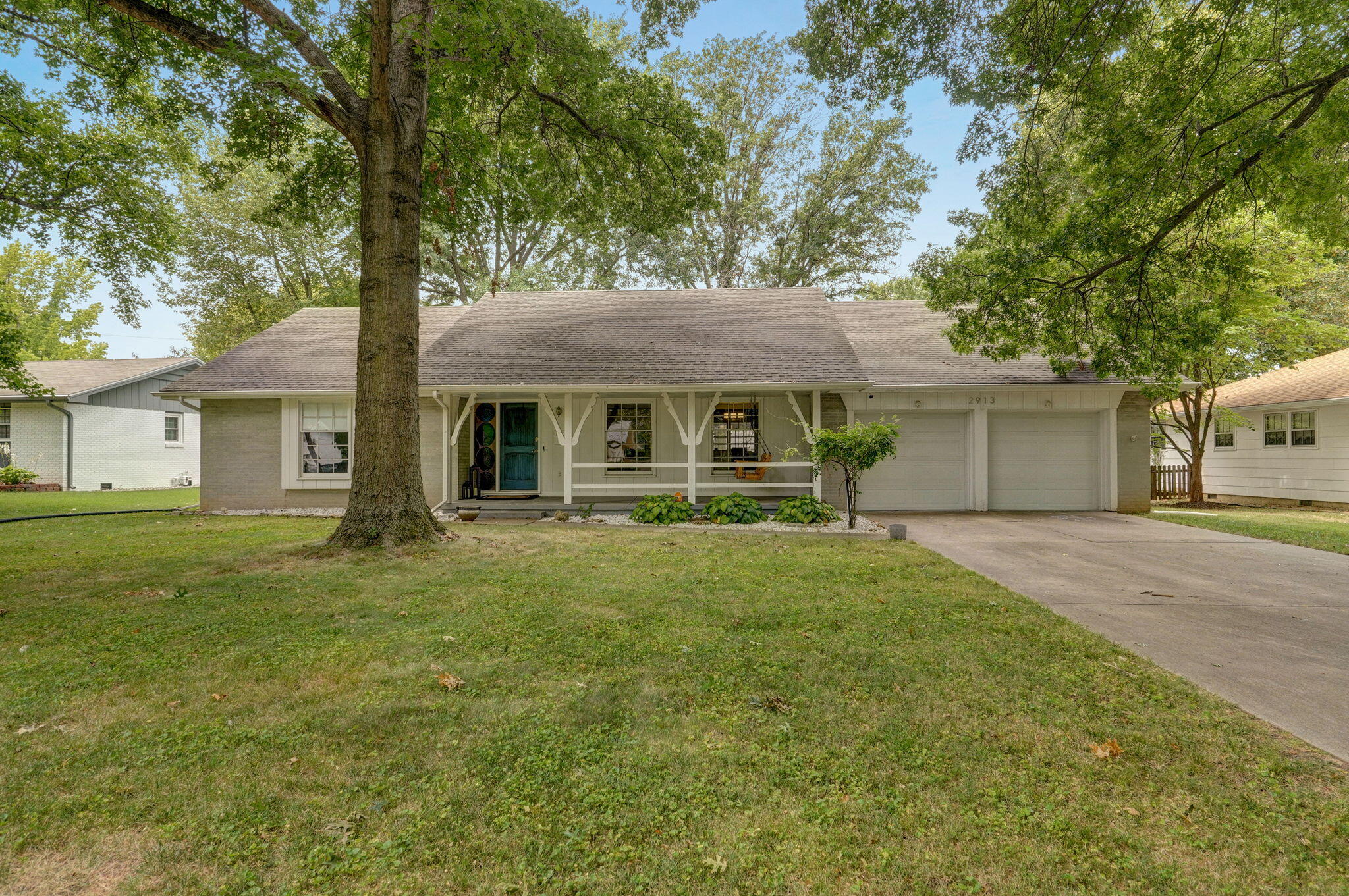2913 South Marlan Avenue Property Photo