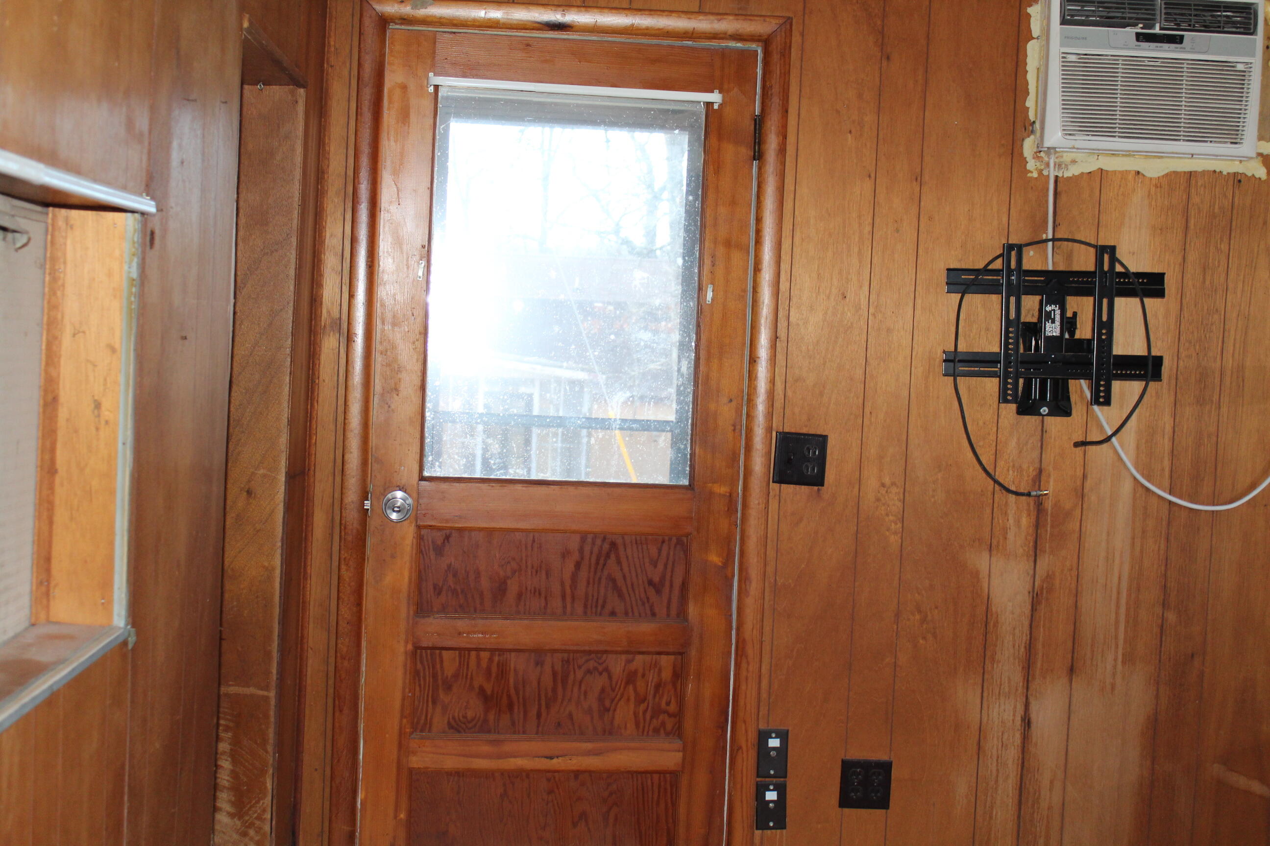 269 Morse Avenue Property Photo 49
