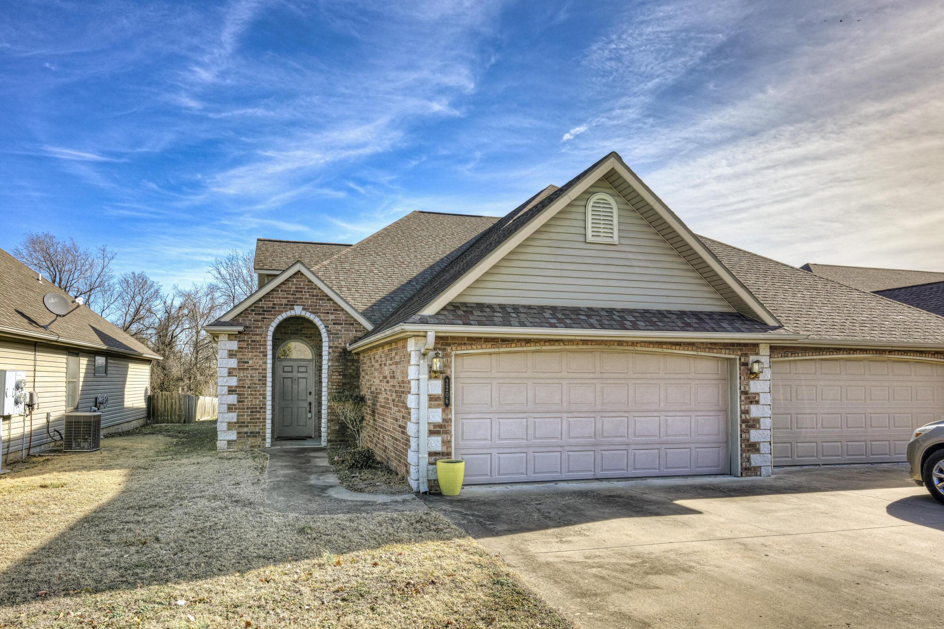 2206 Benjamin Drive Property Photo 1