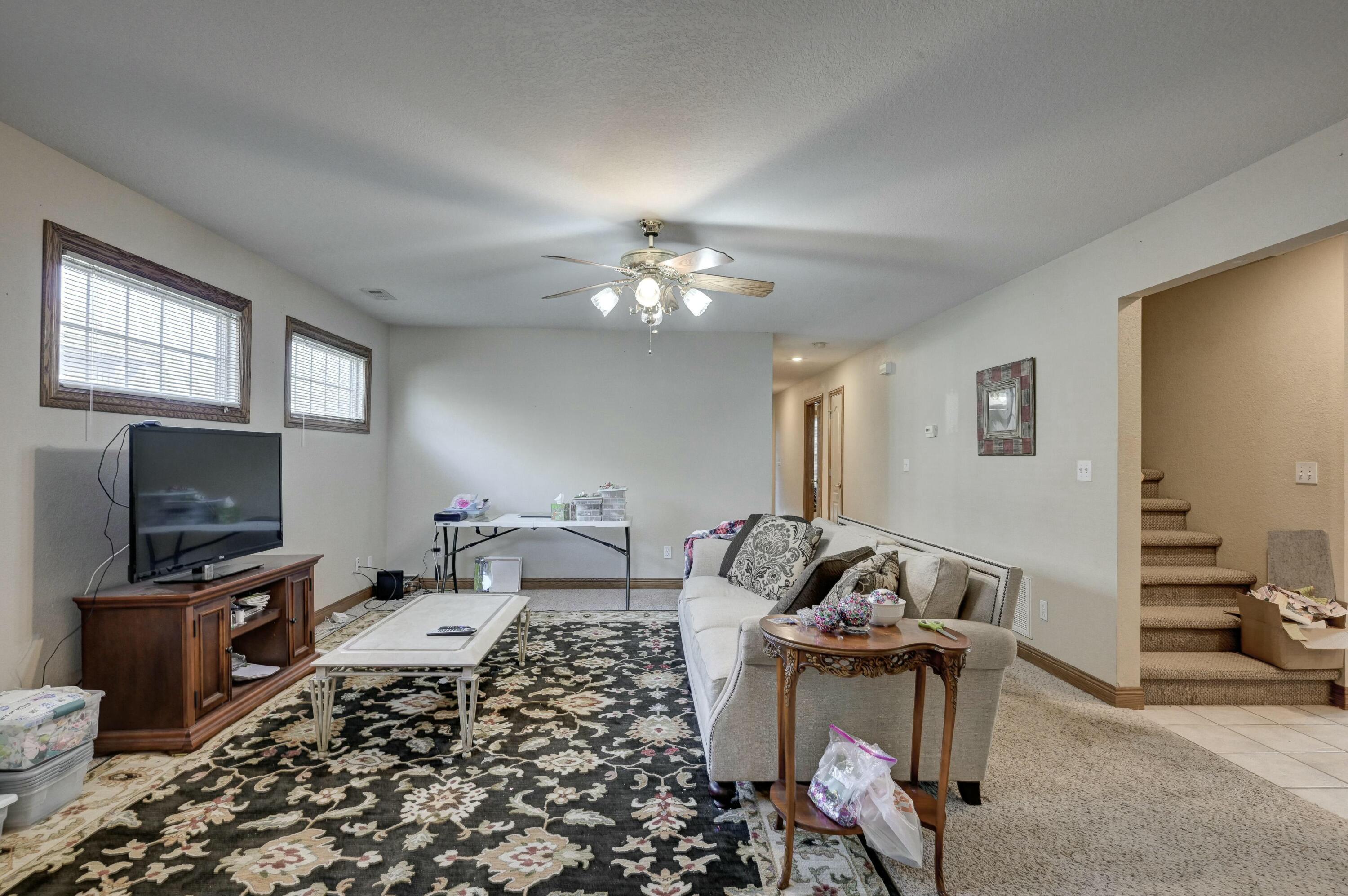 2206 Benjamin Drive Property Photo 8