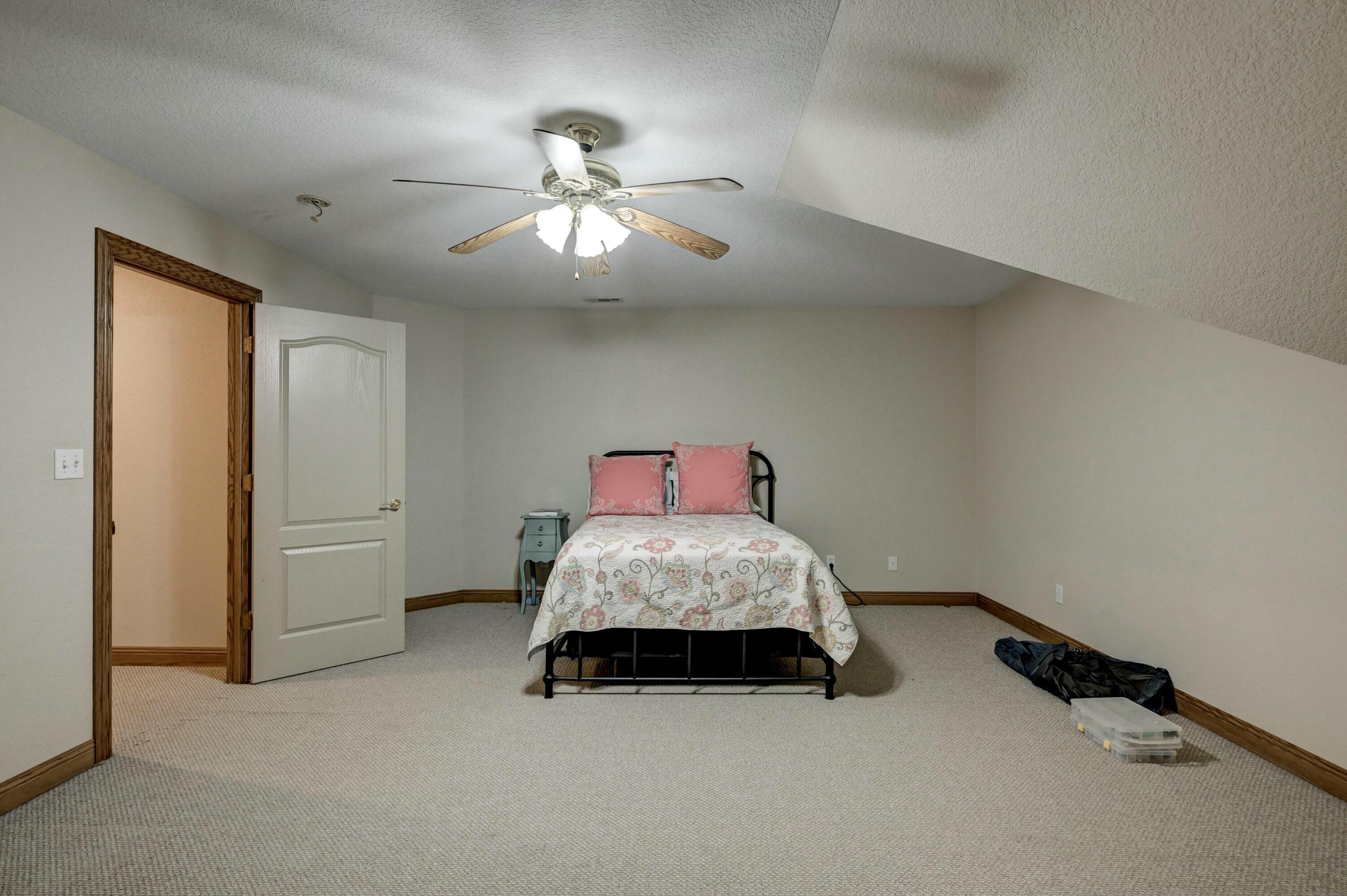 2206 Benjamin Drive Property Photo 33