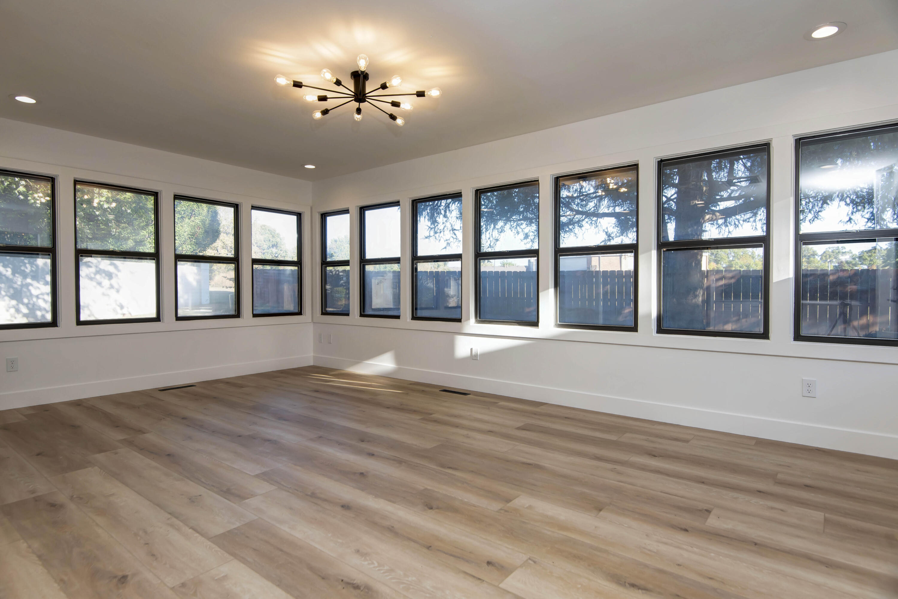 3112 South Ventura Property Photo 17