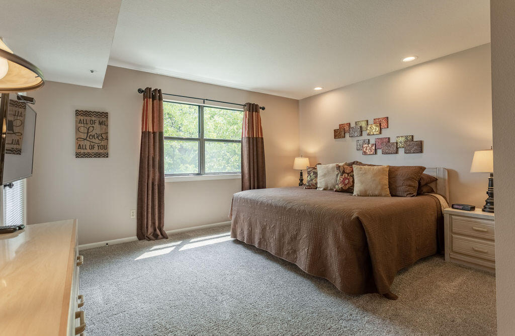 146 Bunker Ridge Drive Property Photo 19