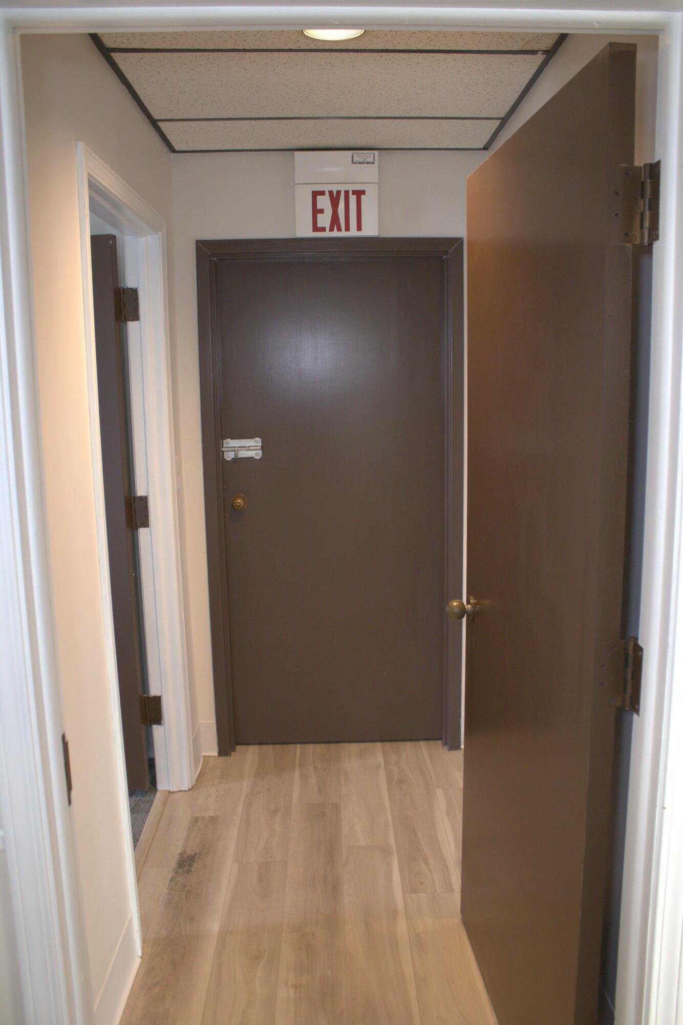 1331 North Stewart Avenue Property Photo 13