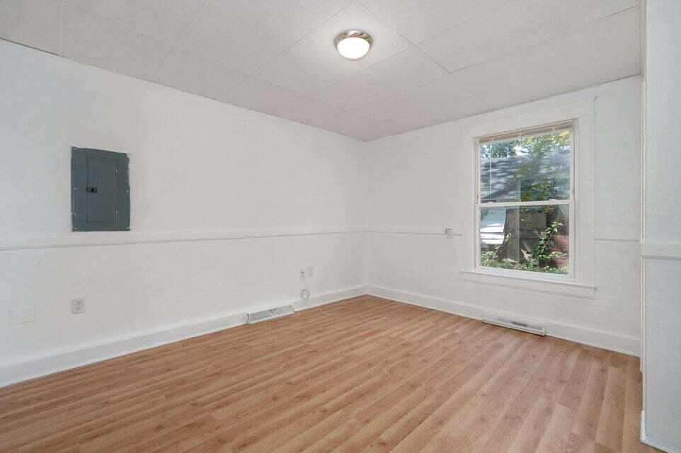 1131 West Pacific Street Property Photo 5