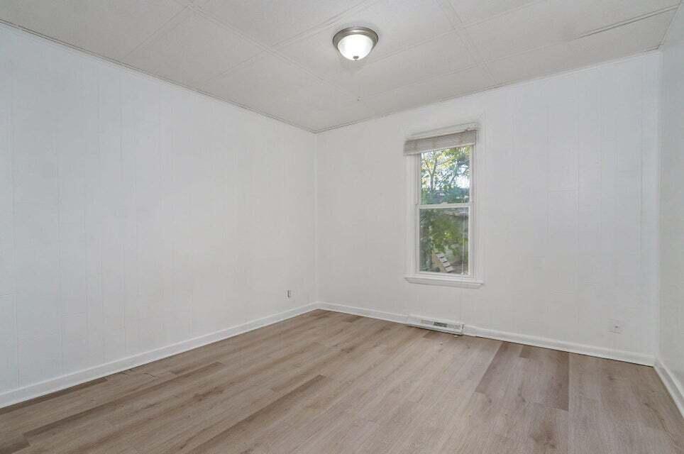 1131 West Pacific Street Property Photo 7