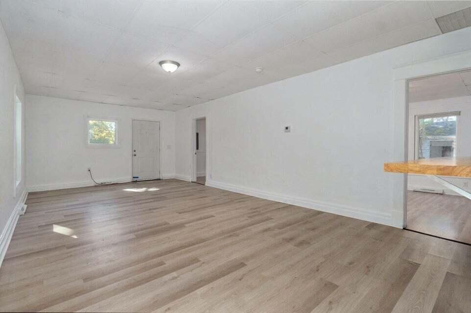 1131 West Pacific Street Property Photo 14