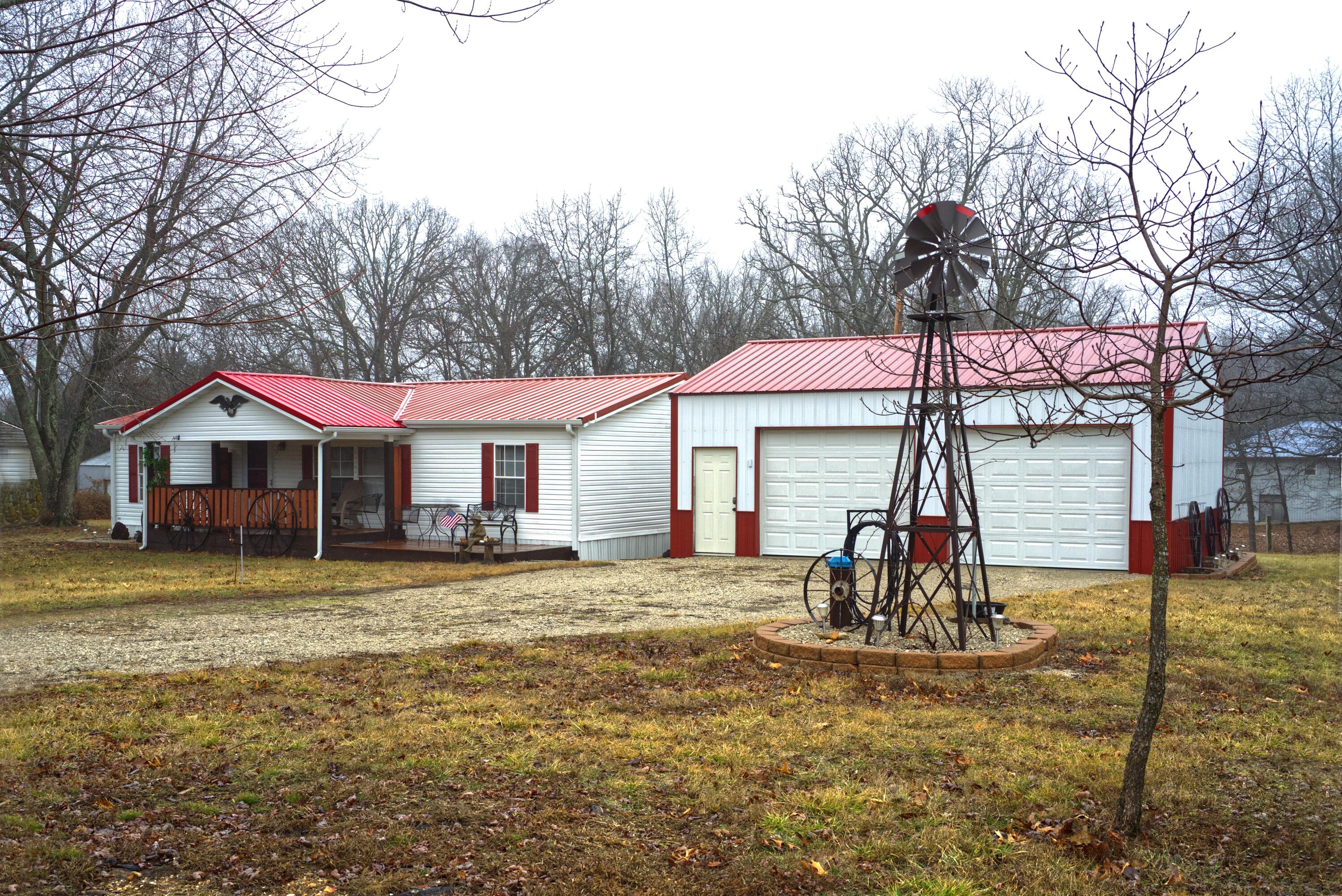 7 Sunflower Drive Property Photo 2