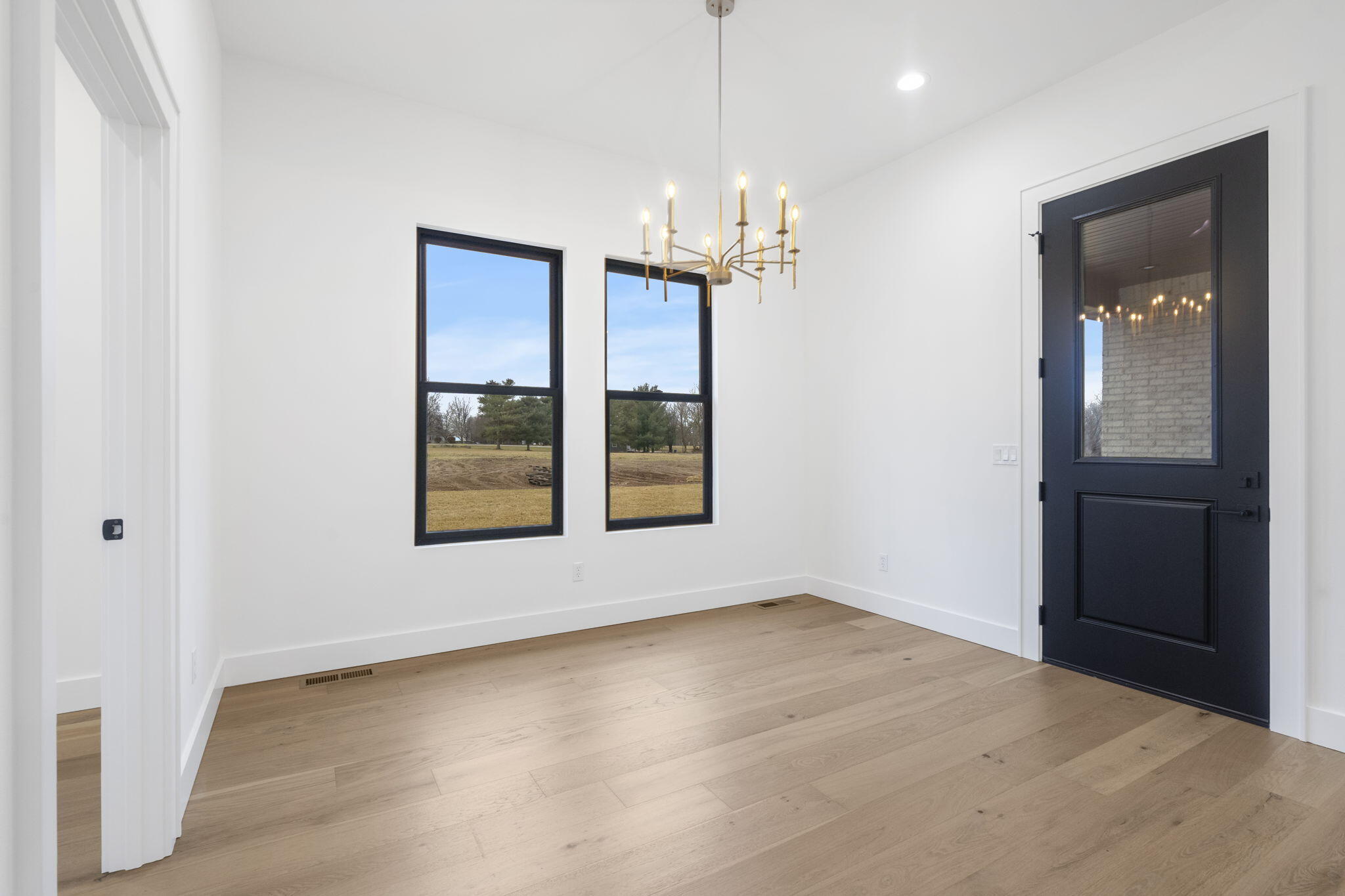1744 East Cobblestone Drive Property Photo 13
