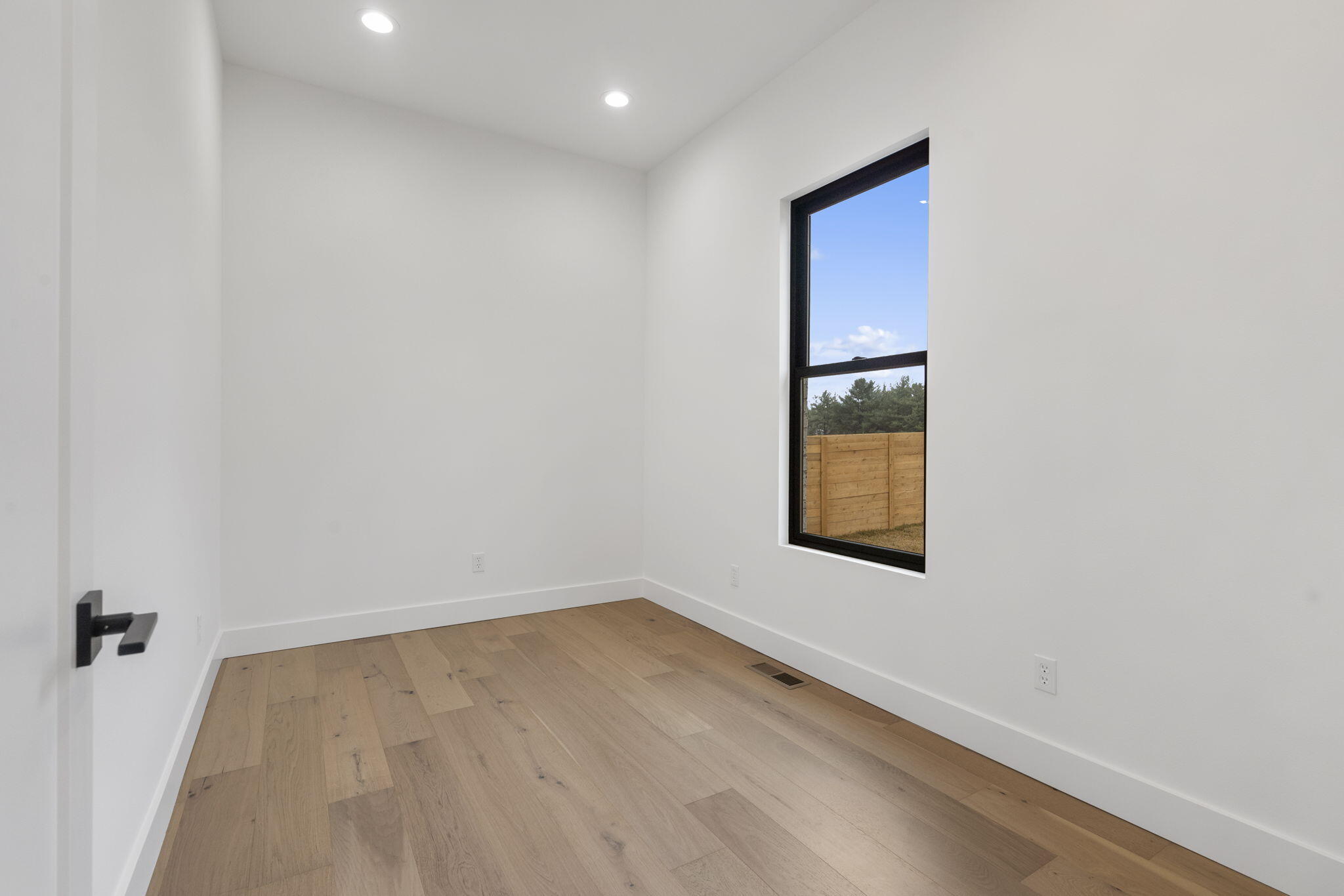 1744 East Cobblestone Drive Property Photo 25