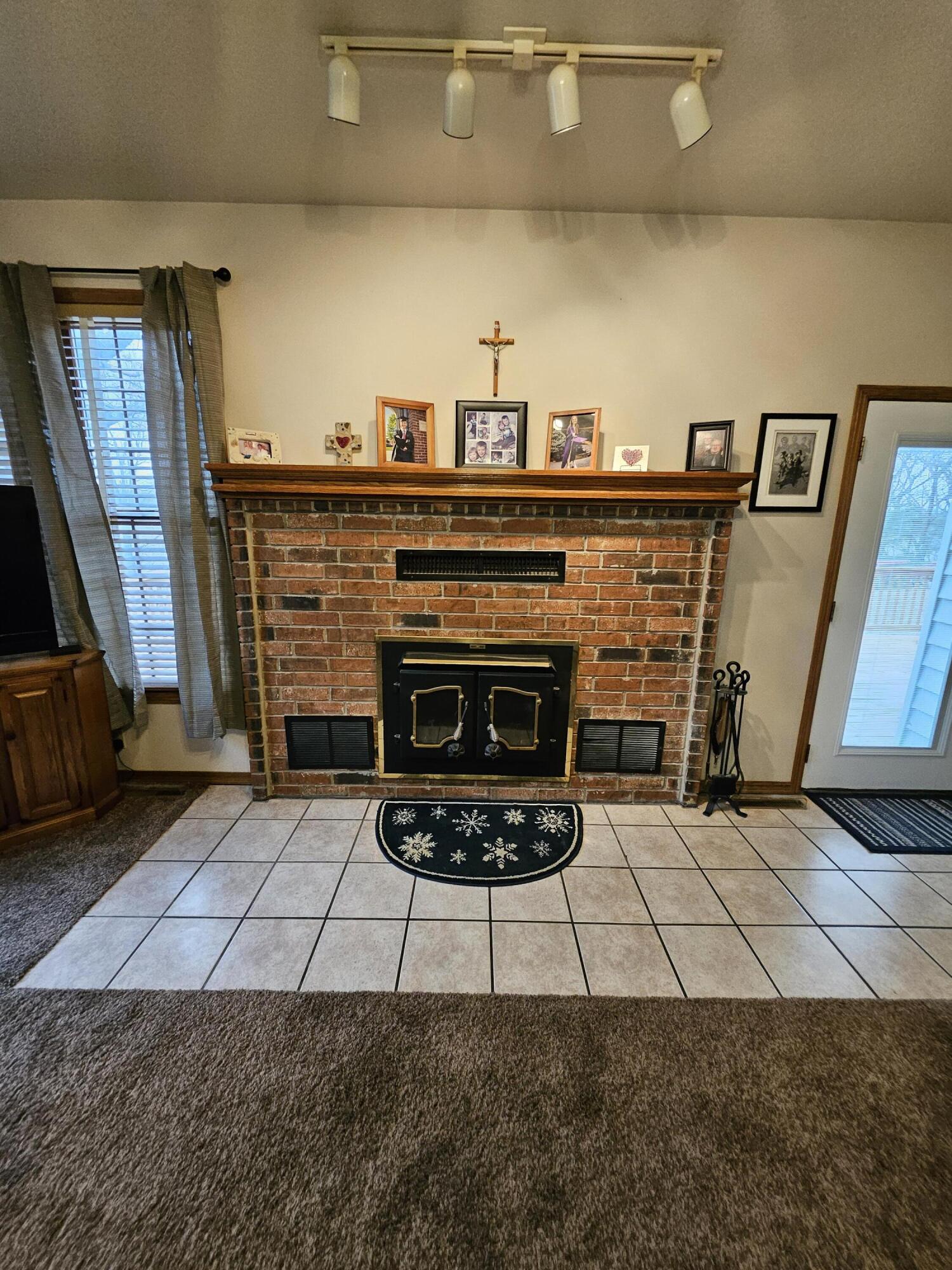 8268 Lawrence 2194 Property Photo 14