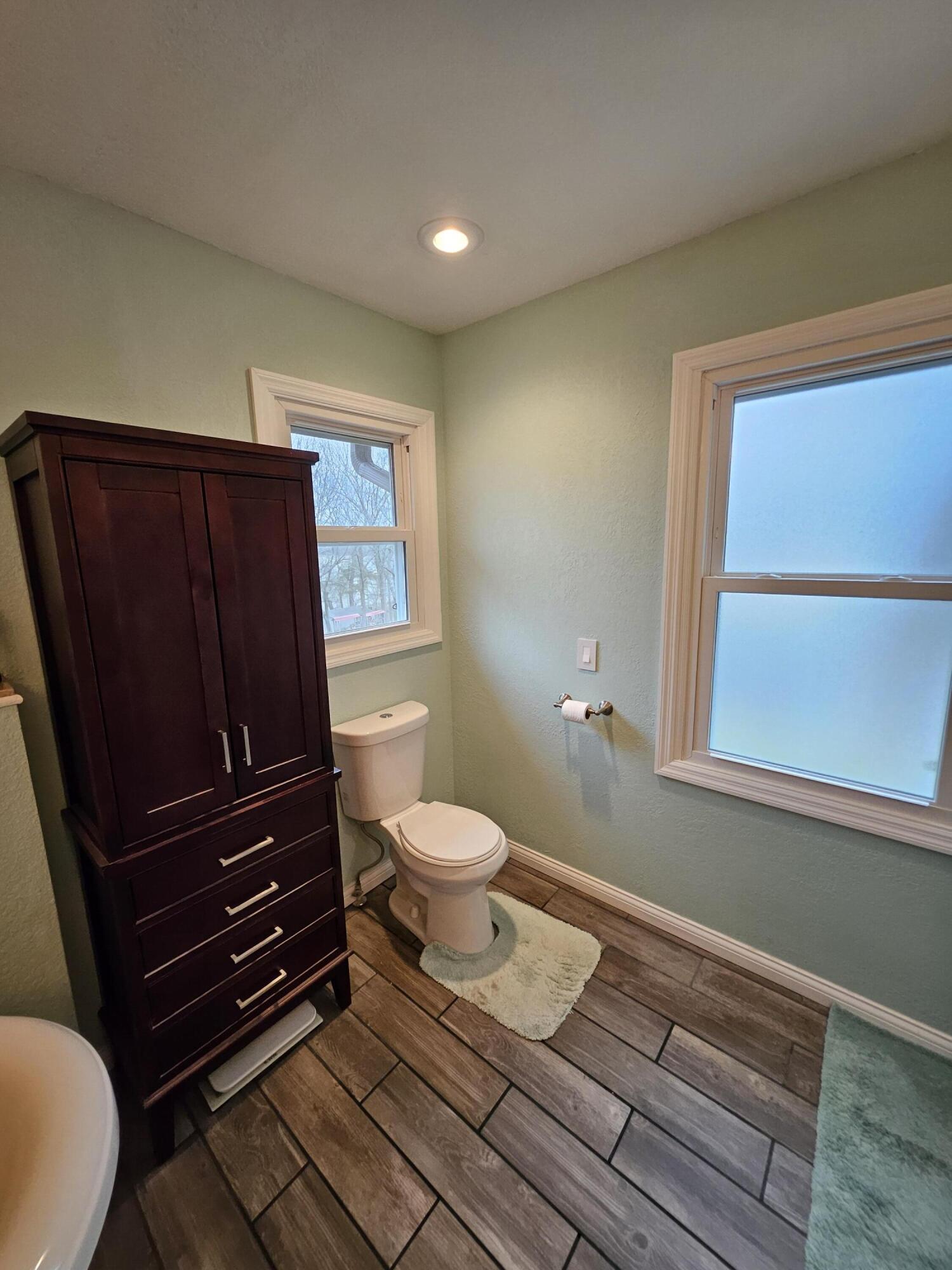 8268 Lawrence 2194 Property Photo 33