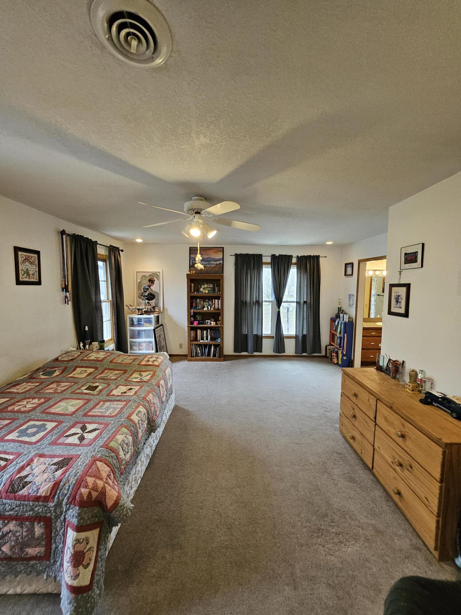 8268 Lawrence 2194 Property Photo 43