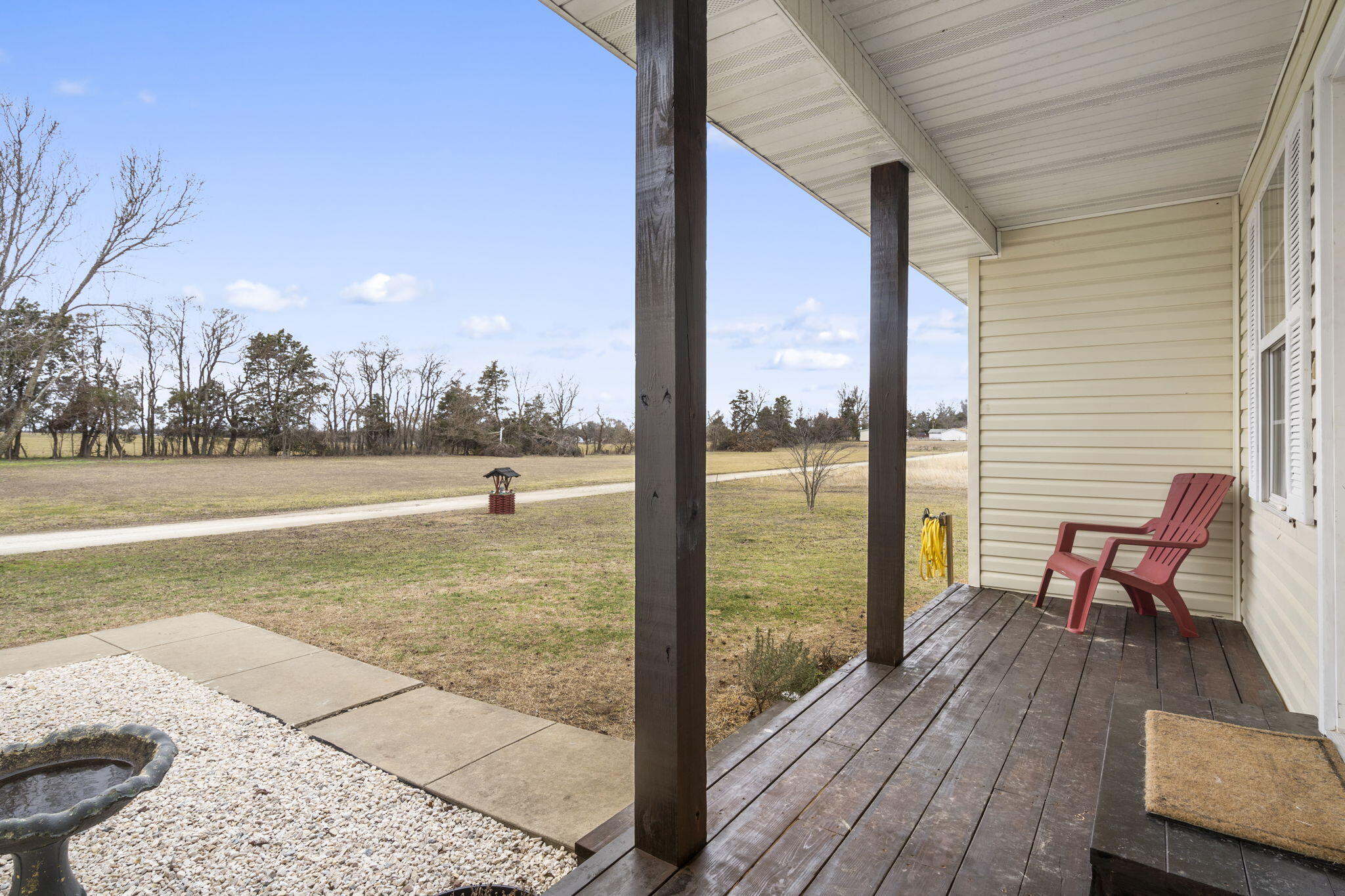 21204 Betty Boulevard Property Photo 3