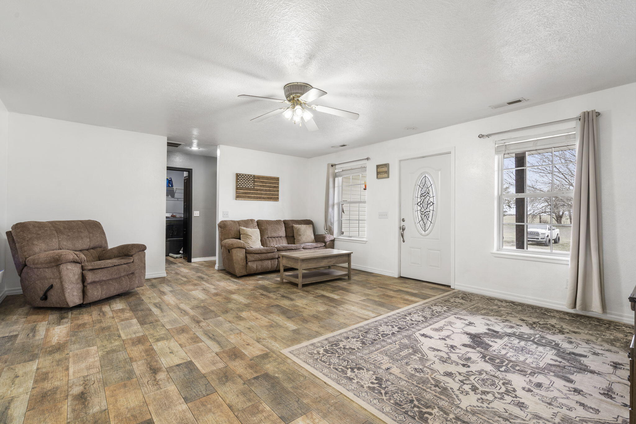 21204 Betty Boulevard Property Photo 5