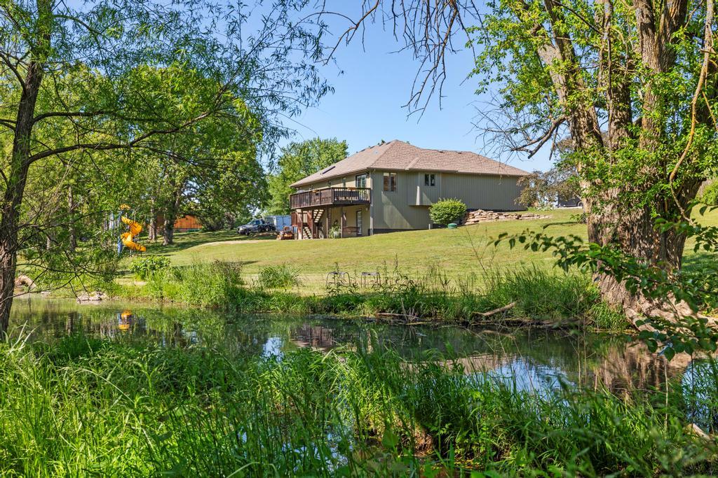 524 Twin Lakes Drive Property Photo 8