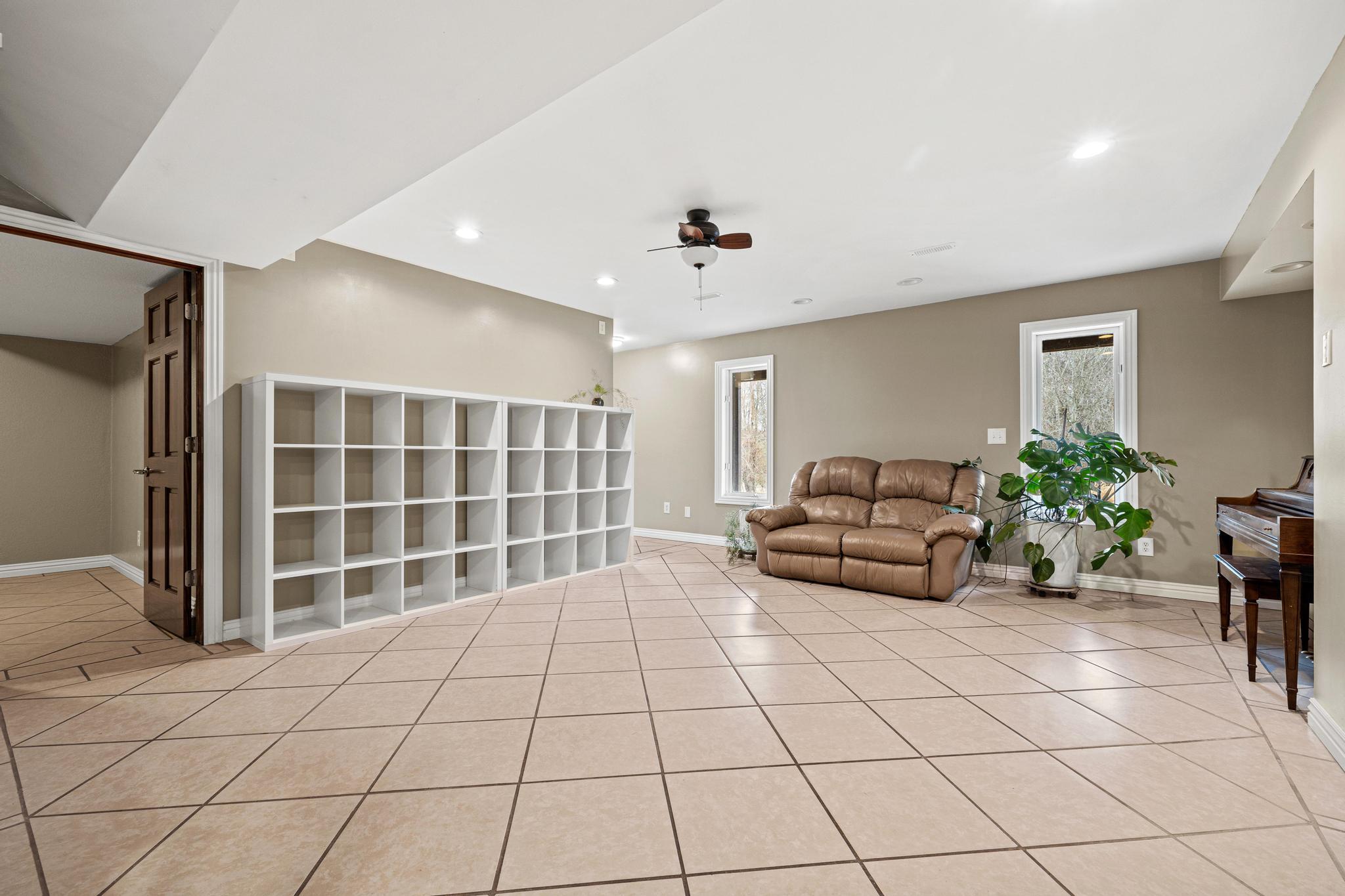 524 Twin Lakes Drive Property Photo 44