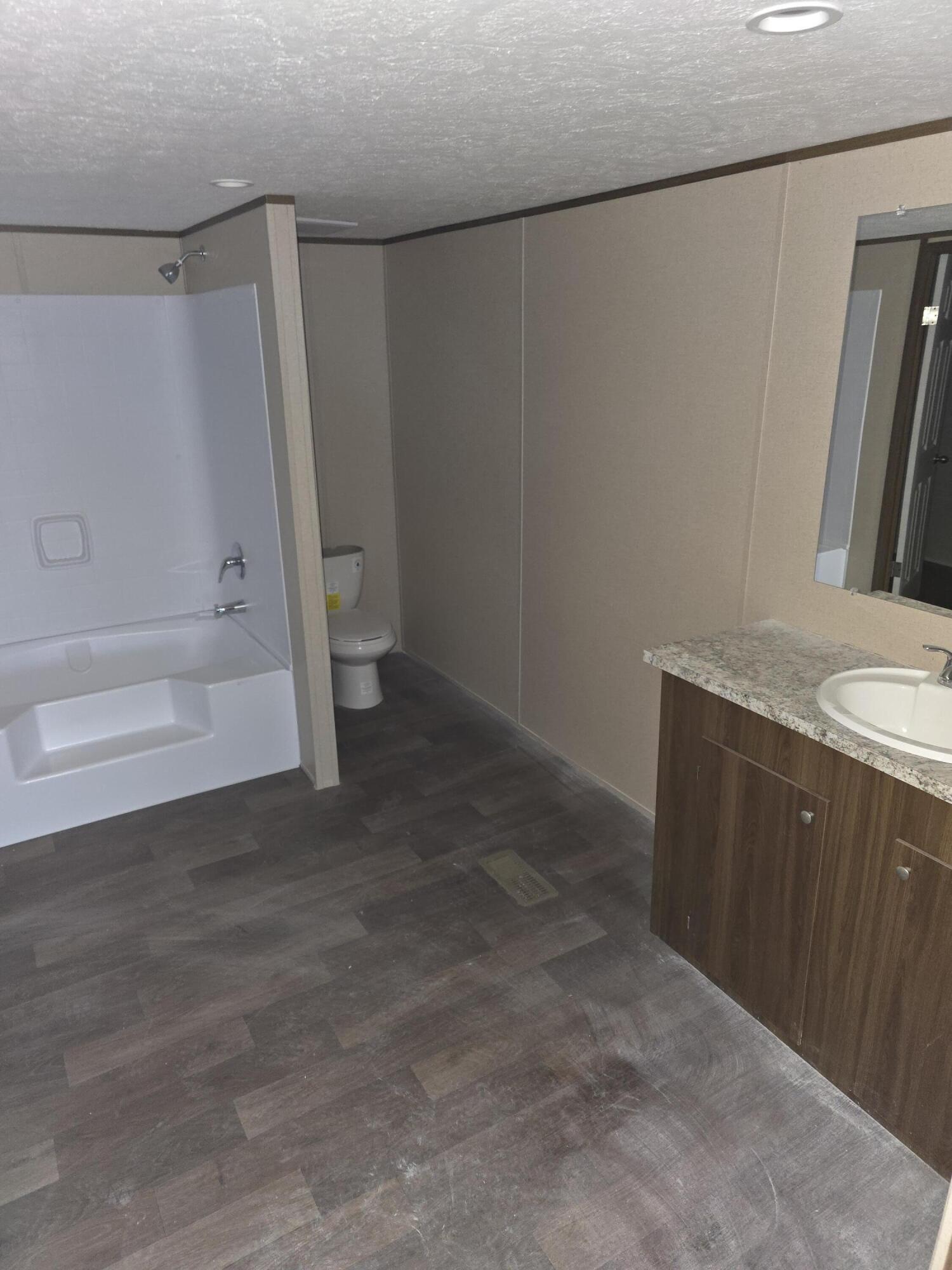 508 Tri-lakes Road Property Photo 6