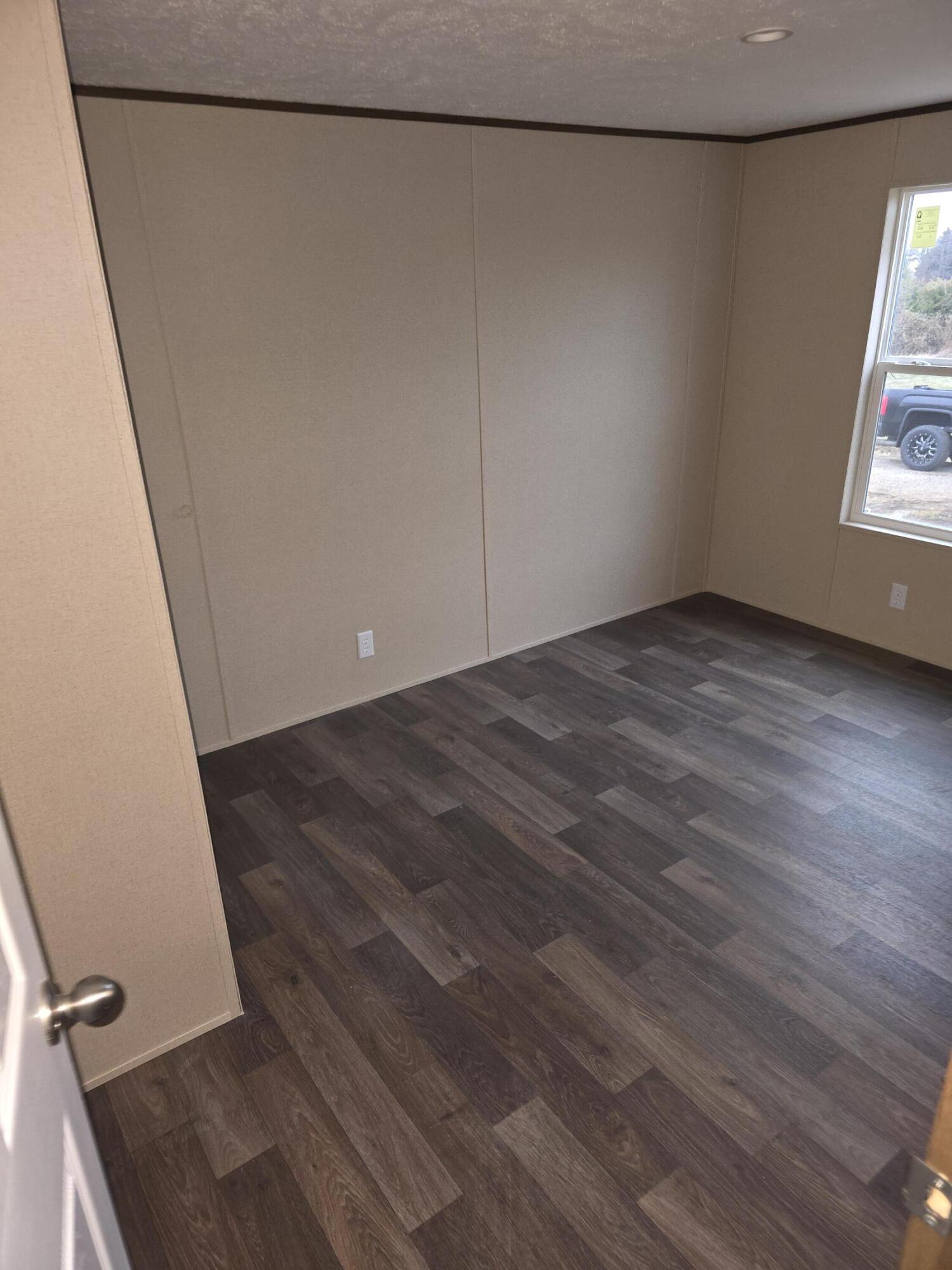 510 Tri-lakes Road Property Photo 5