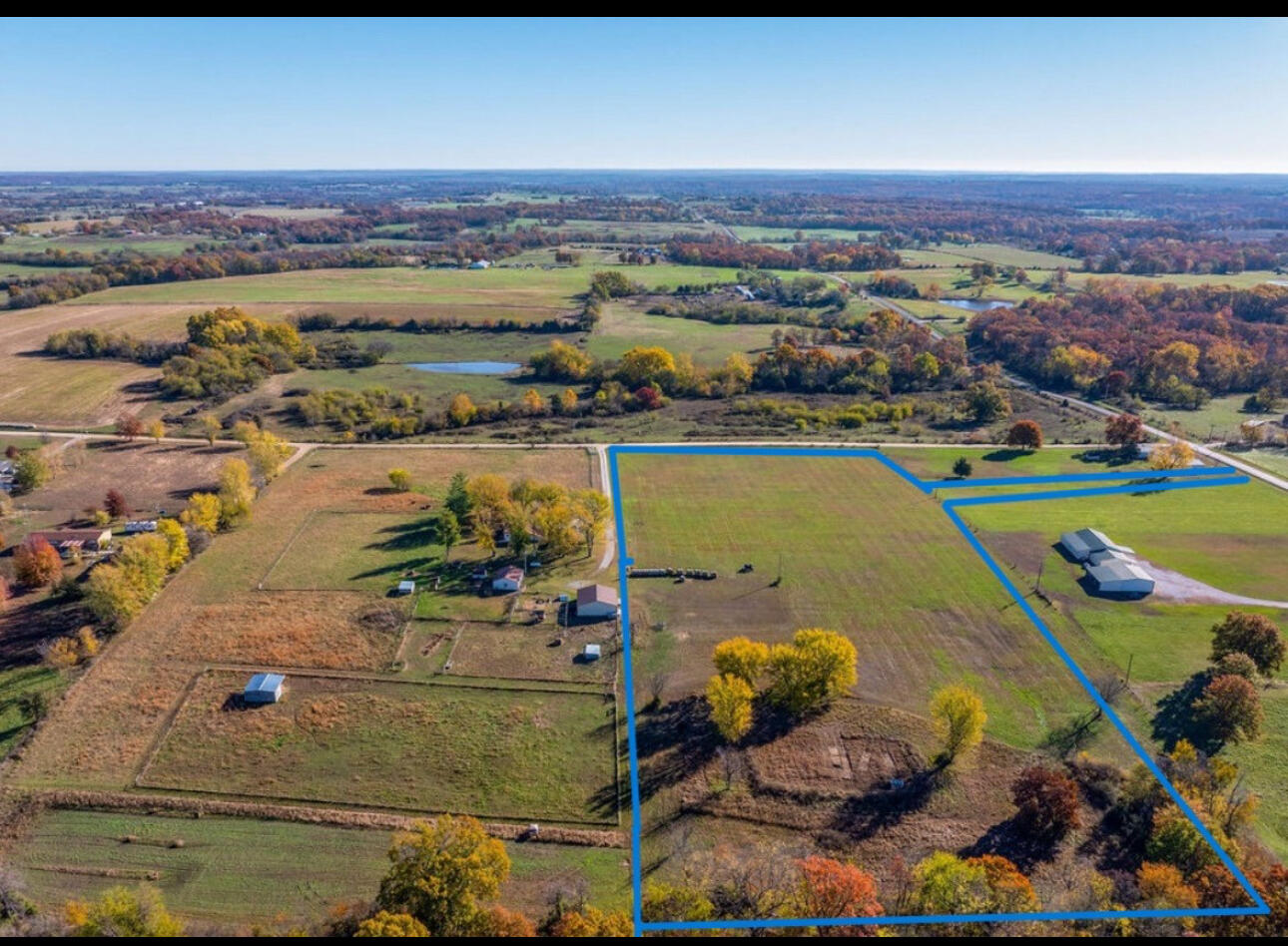 3405 East Hwy U Property Photo