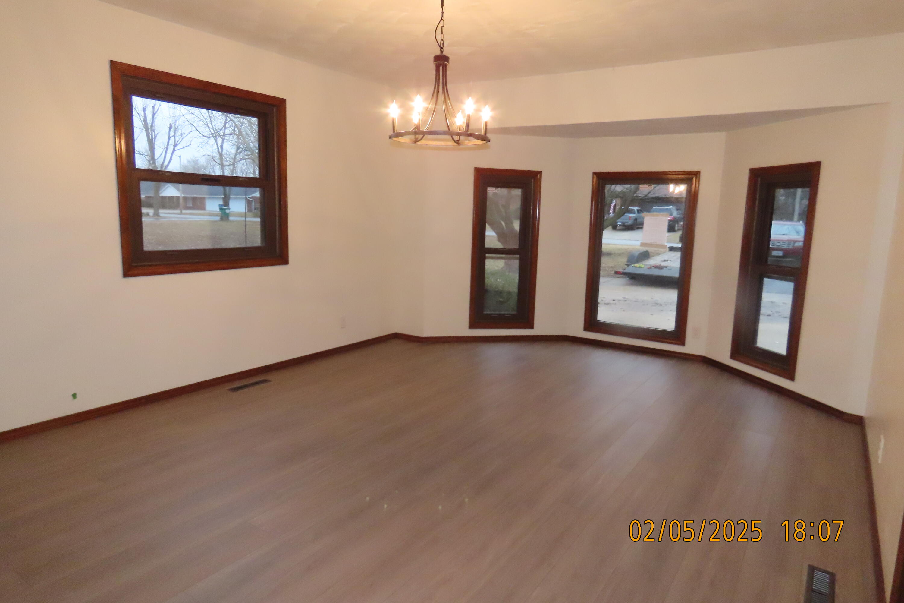 619 East Wilson Street Property Photo 4