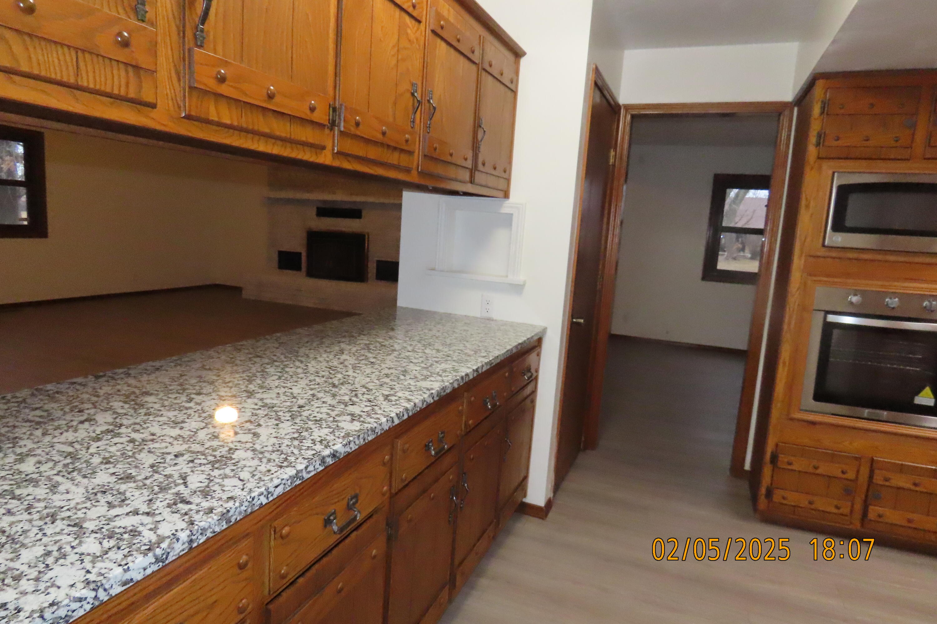 619 East Wilson Street Property Photo 8