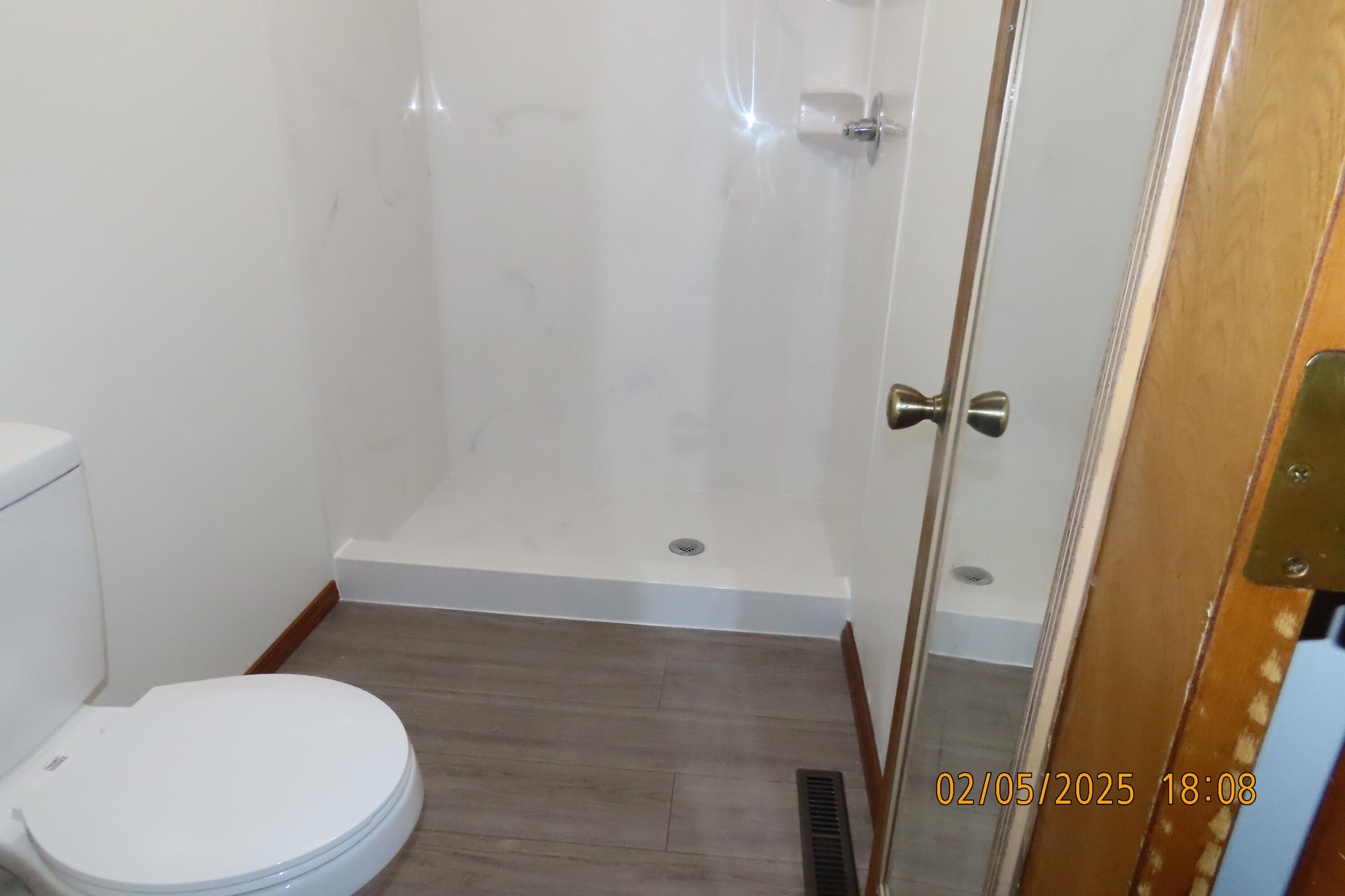 619 East Wilson Street Property Photo 13