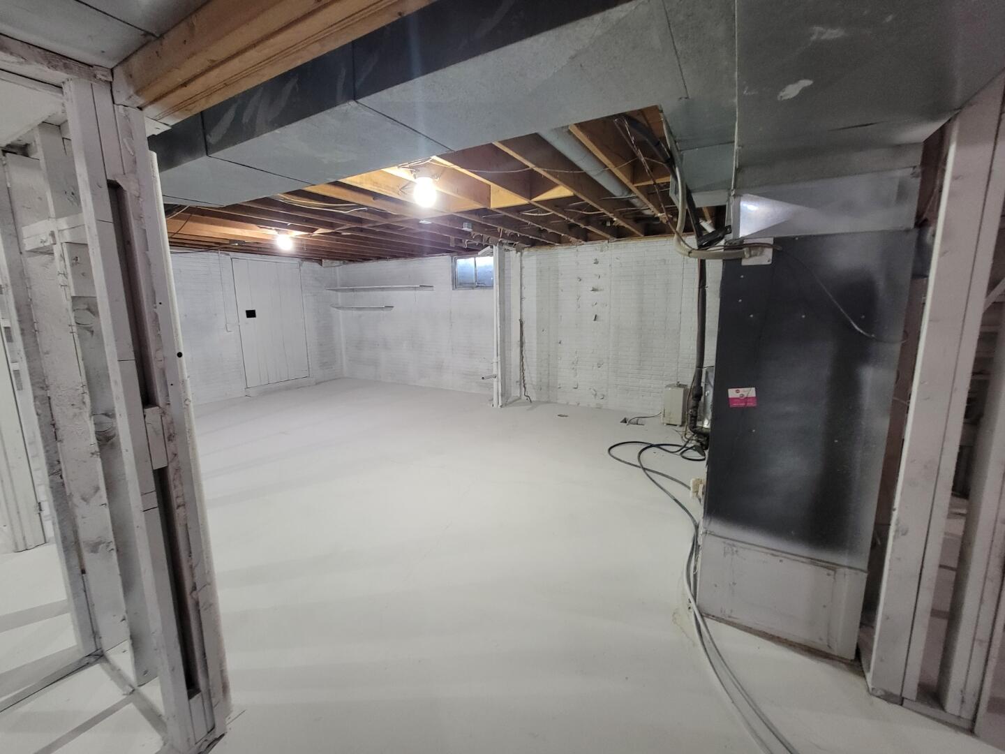 619 East Wilson Street Property Photo 15