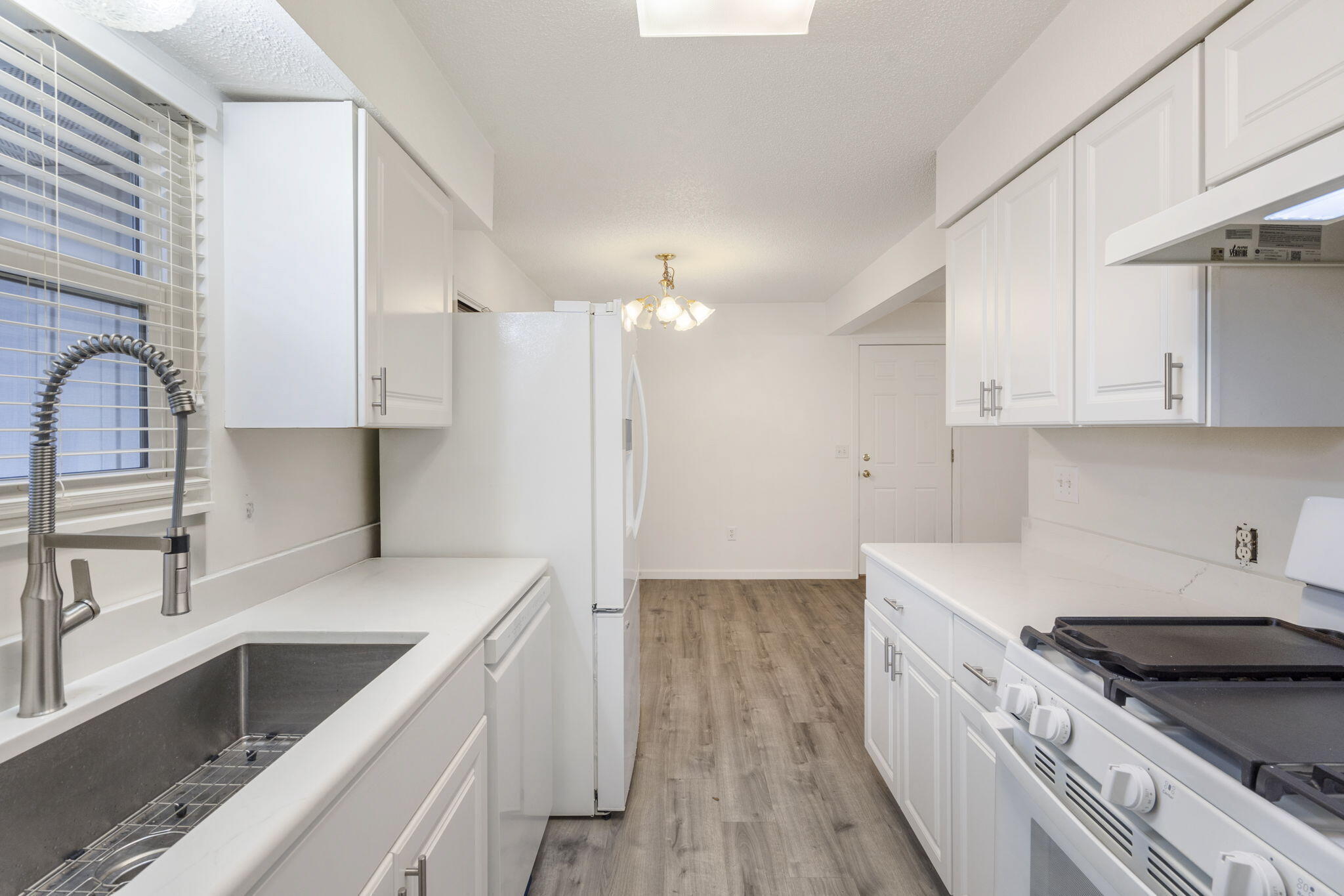 219 South Lynn Avenue Property Photo 15